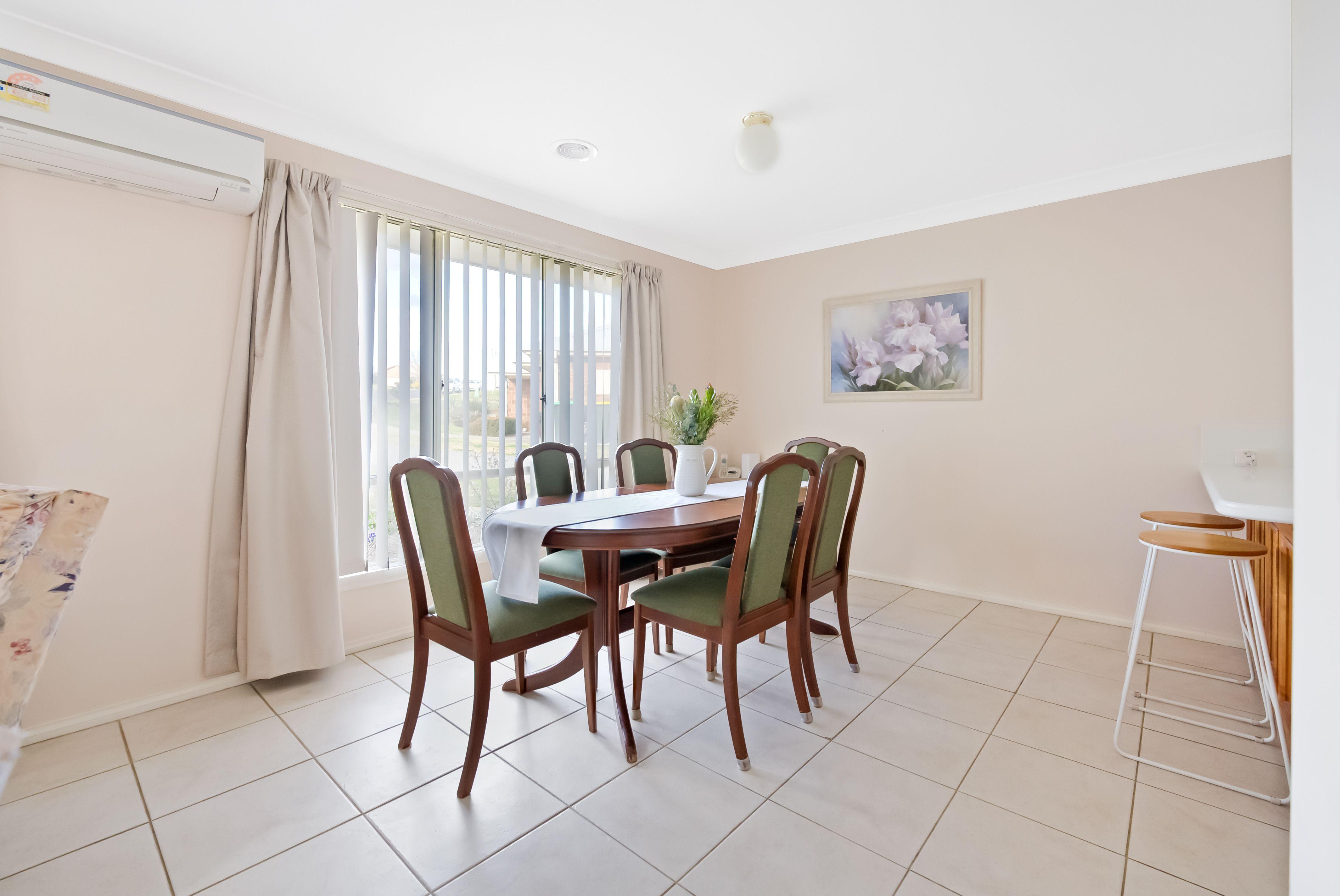 House for Sale: Orange, NSW 2800, NSW, 2800