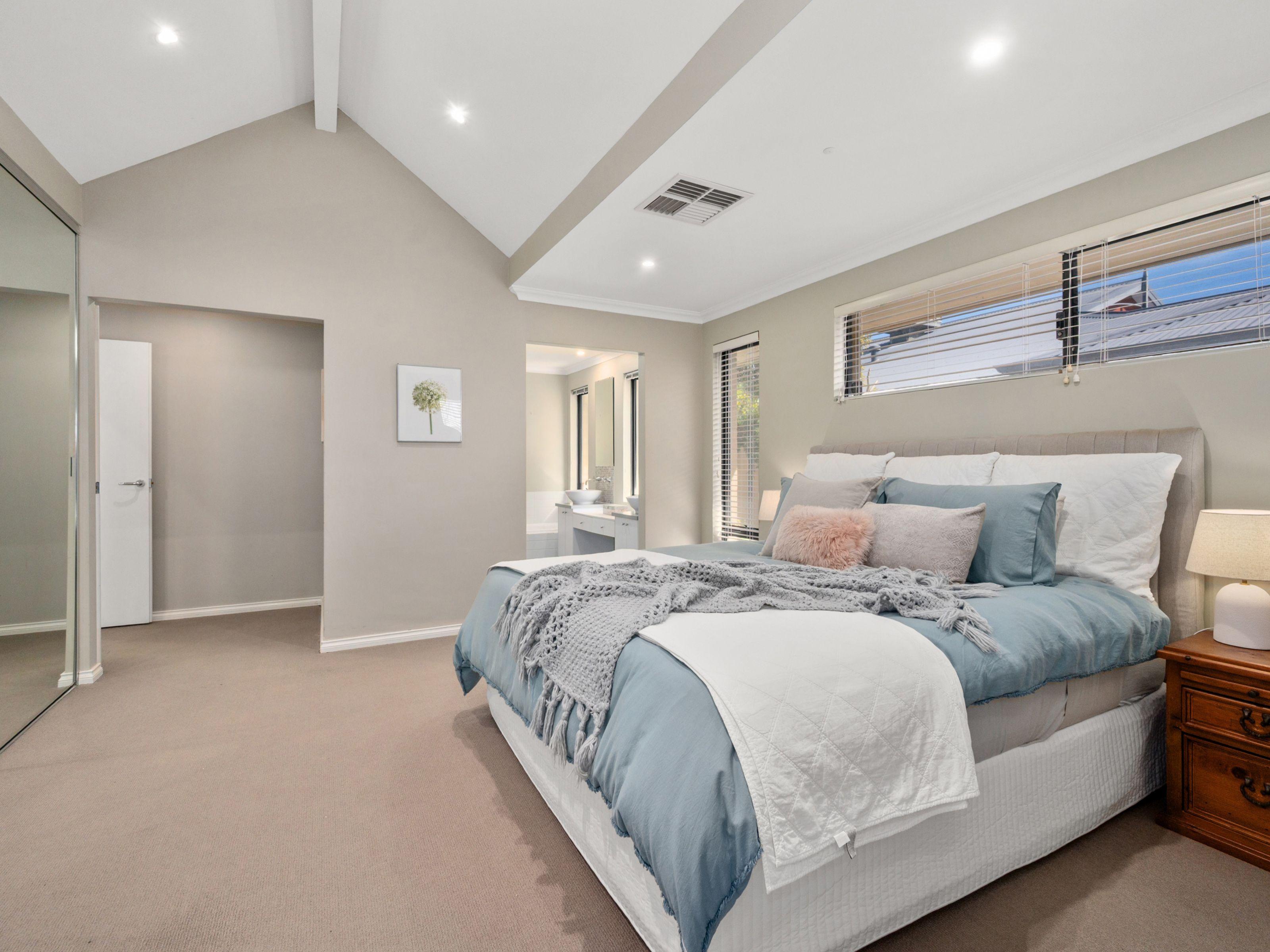 House for Sale: Canning Vale, WA 6155, WA, 6155
