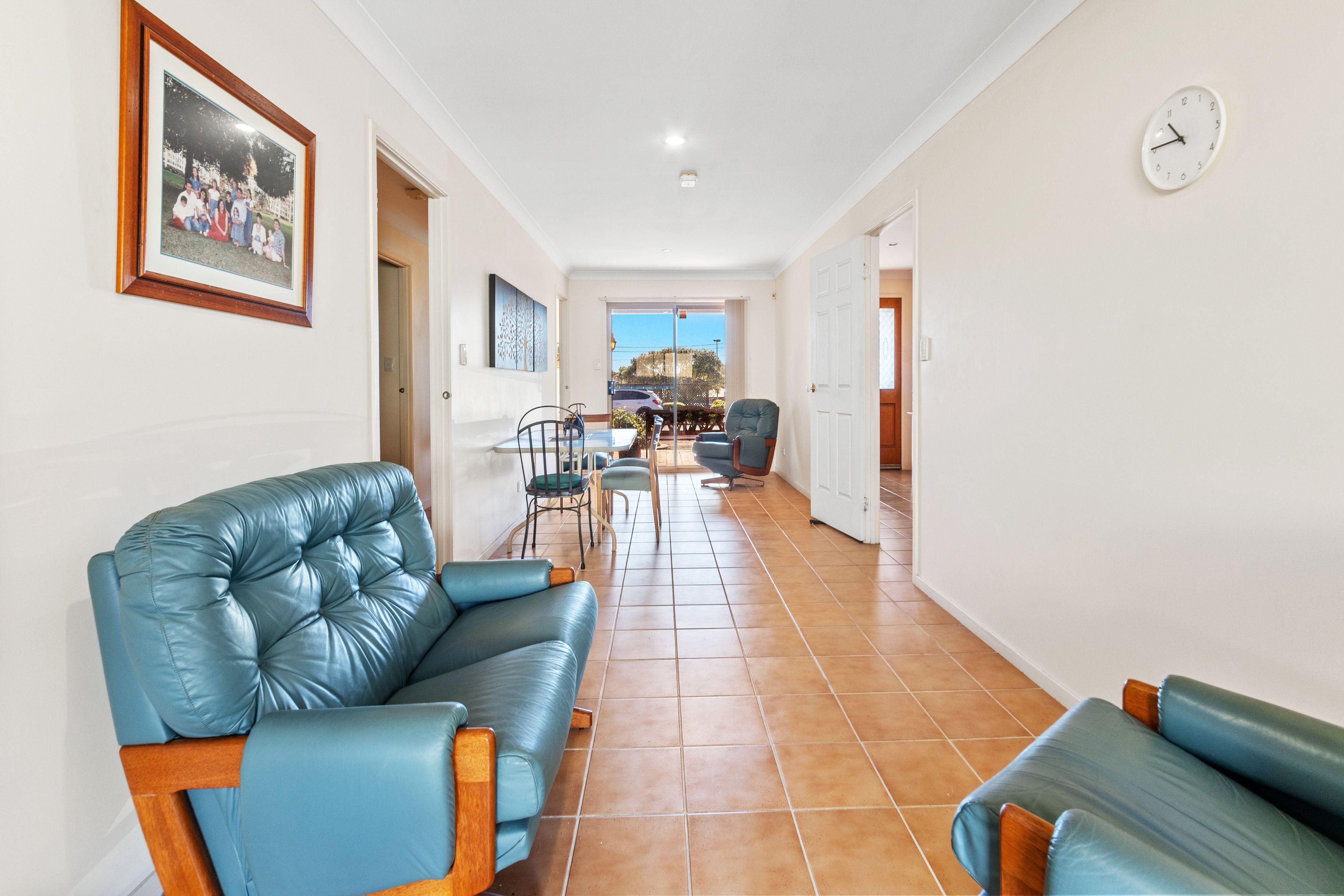 House for Sale: Lake Haven, NSW 2263, NSW, 2263