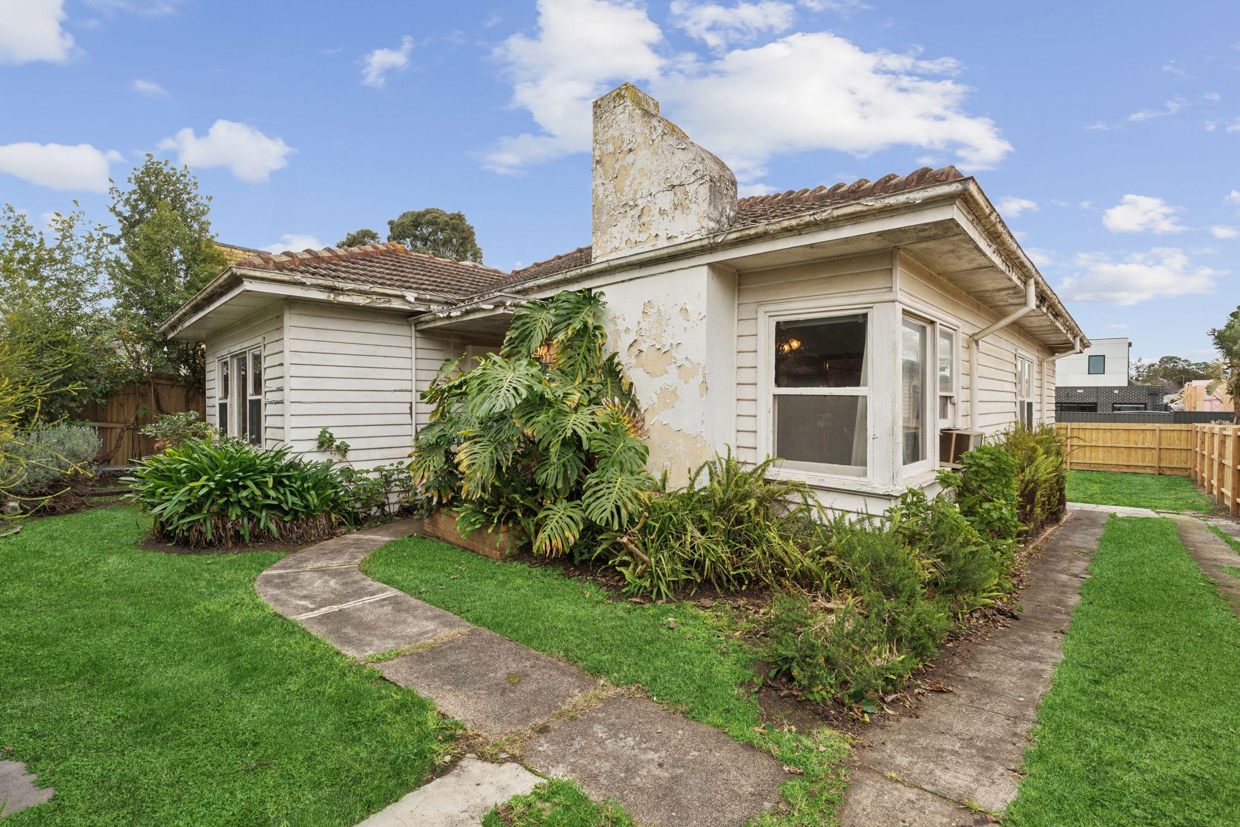 Prop-GPT: House: VIC Reservoir, VIC 3073 Home For Sale