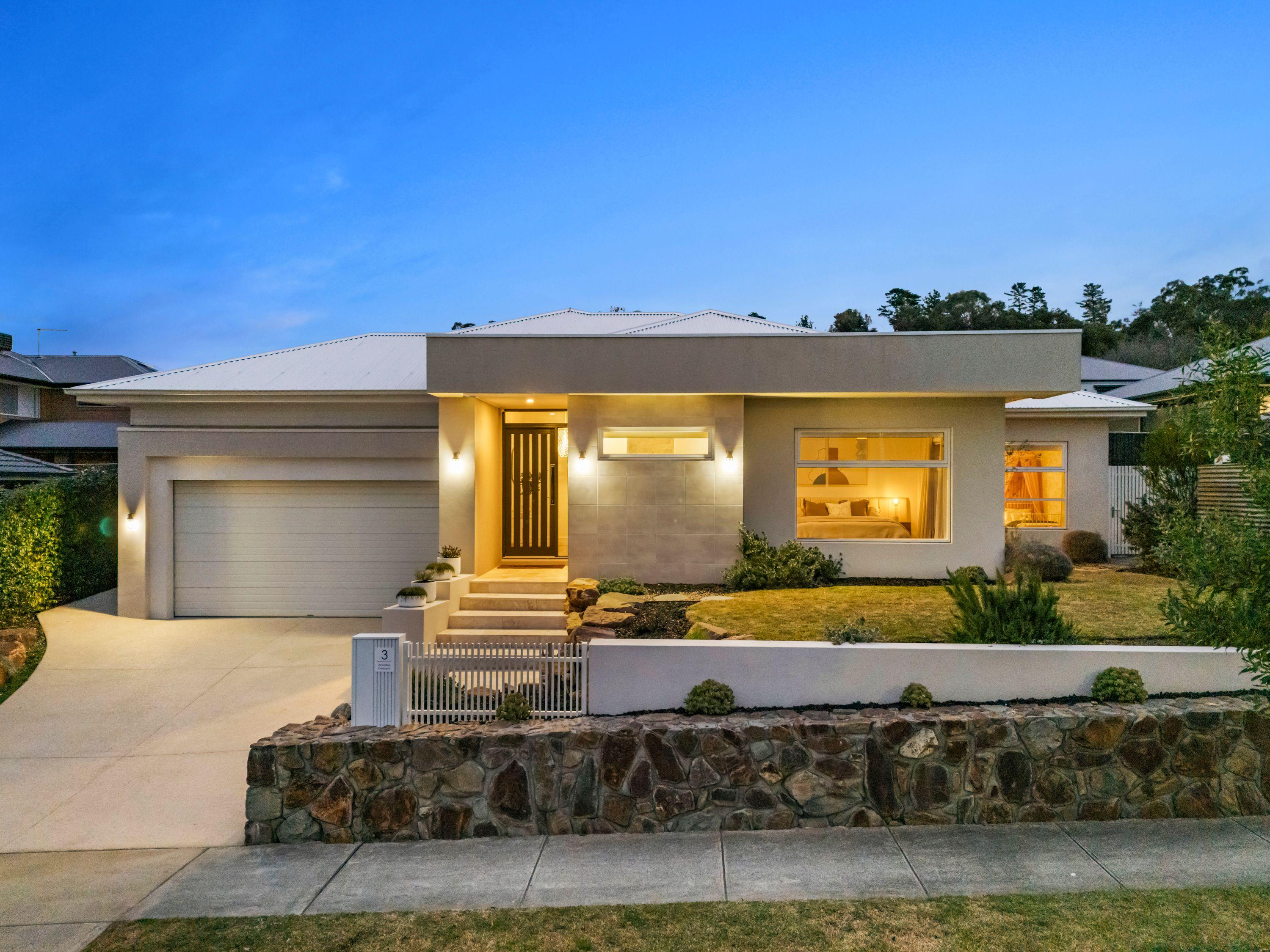 Prop-GPT: House: VIC Officer, VIC 3809 Home For Sale