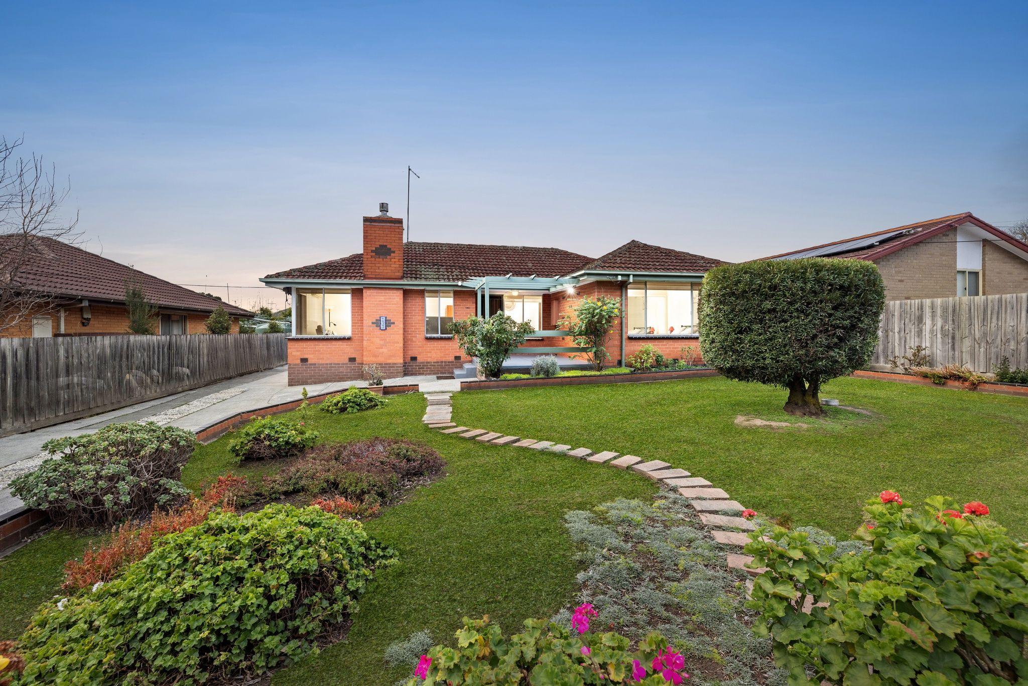 Prop-GPT: House: VIC Mulgrave, VIC 3170 Home For Sale