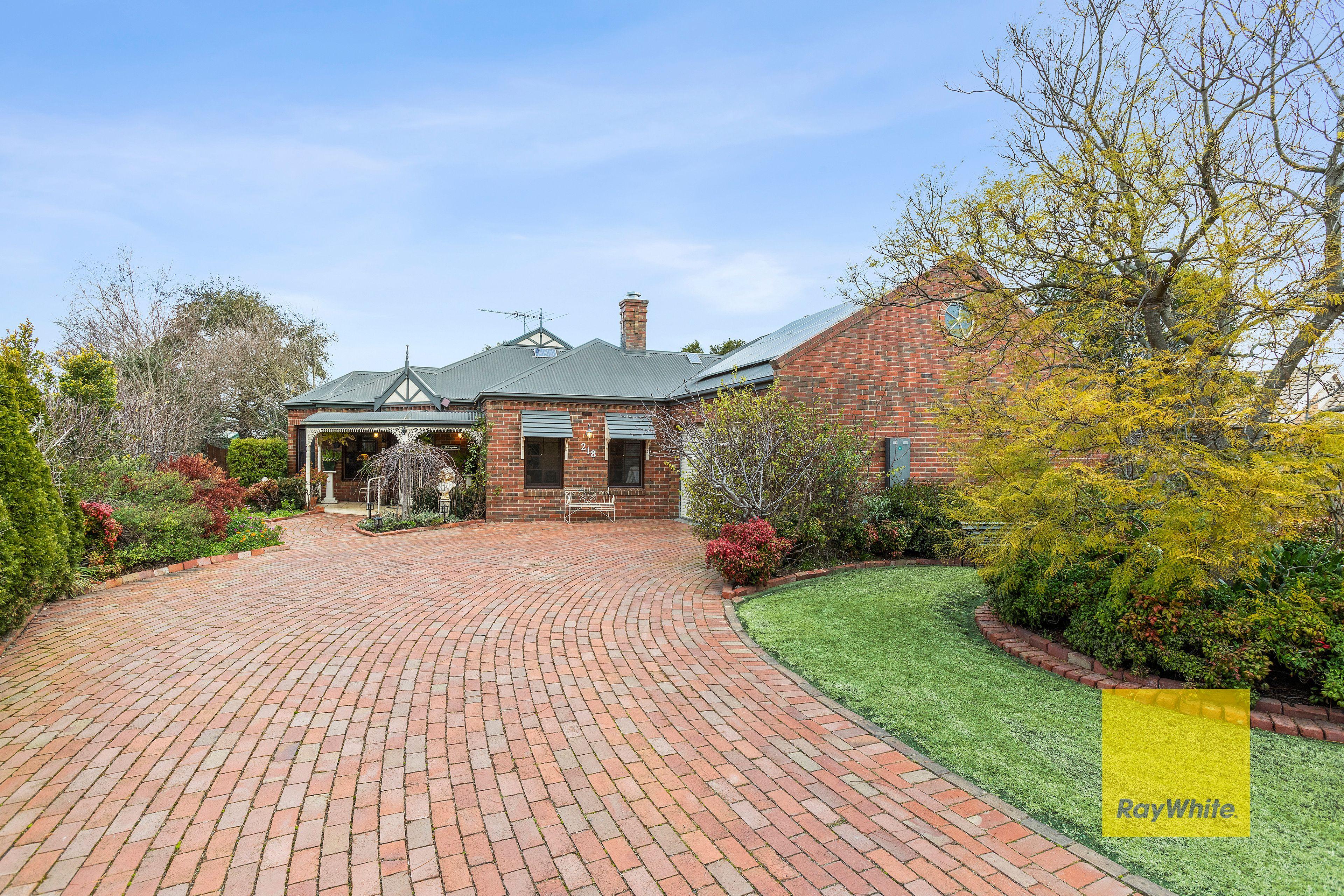 Prop-GPT: House: VIC Grovedale, VIC 3216 Home For Sale