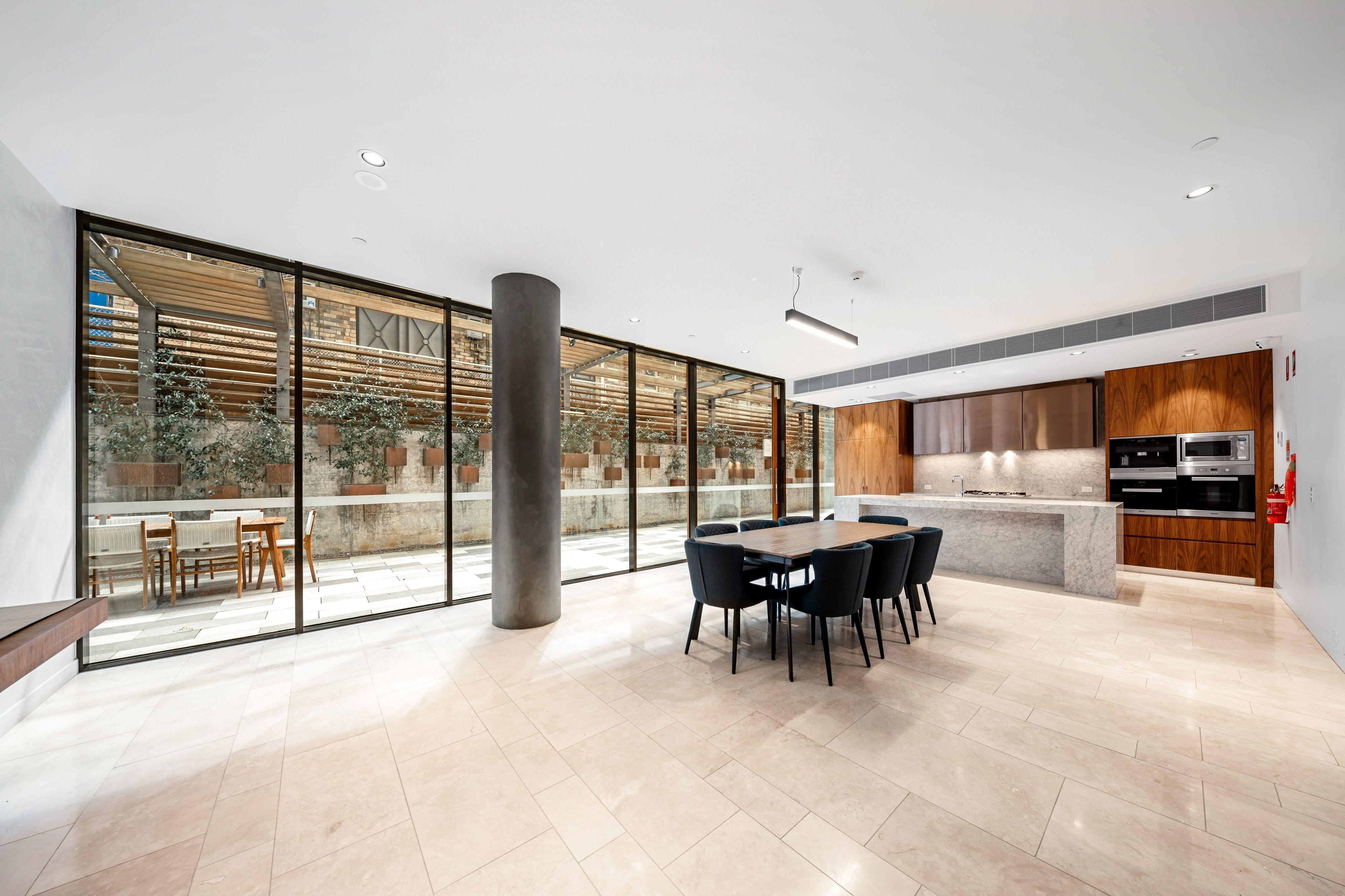 Apartment for Sale: St Kilda Road Melbourne, VIC 3004, VIC, 3004