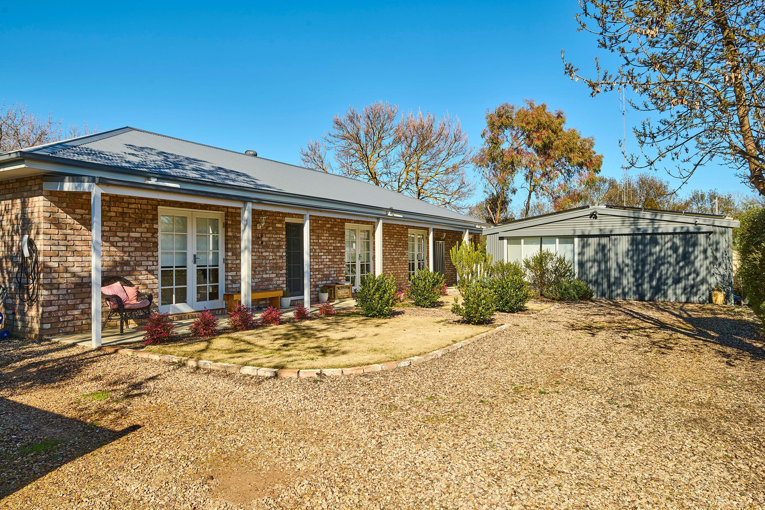 Prop-GPT: House: VIC Heathcote, VIC 3523 Home For Sale