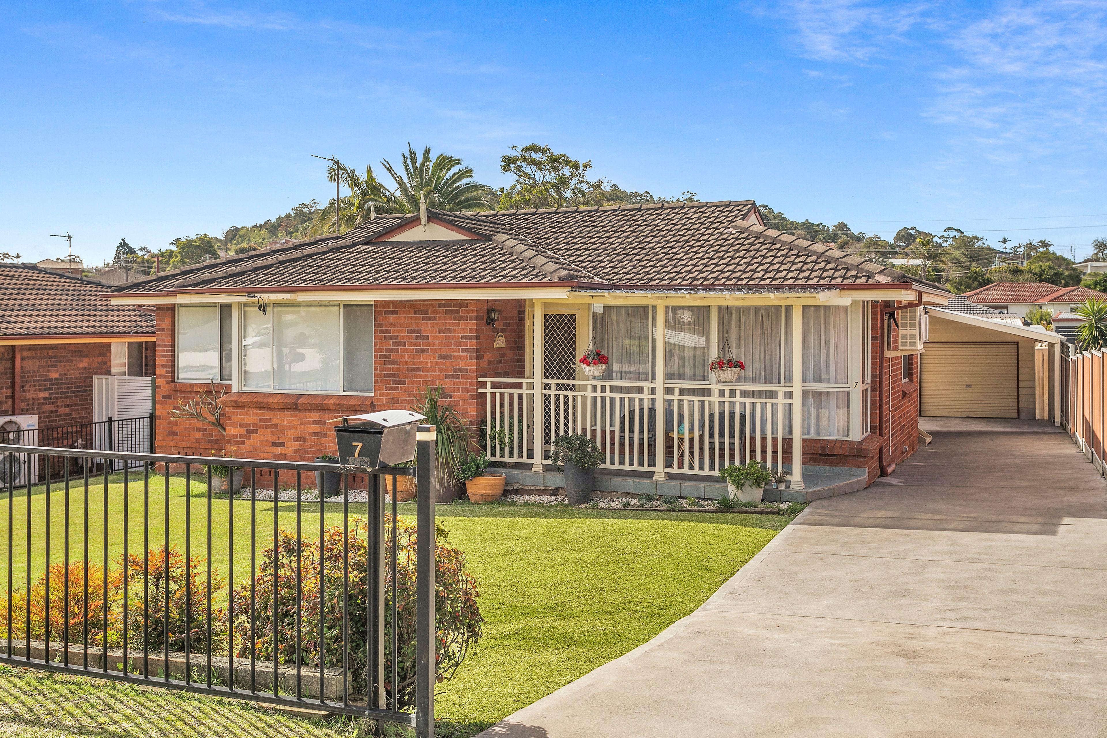 Prop-GPT: House: NSW Mount Warrigal, NSW 2528 Home For Sale