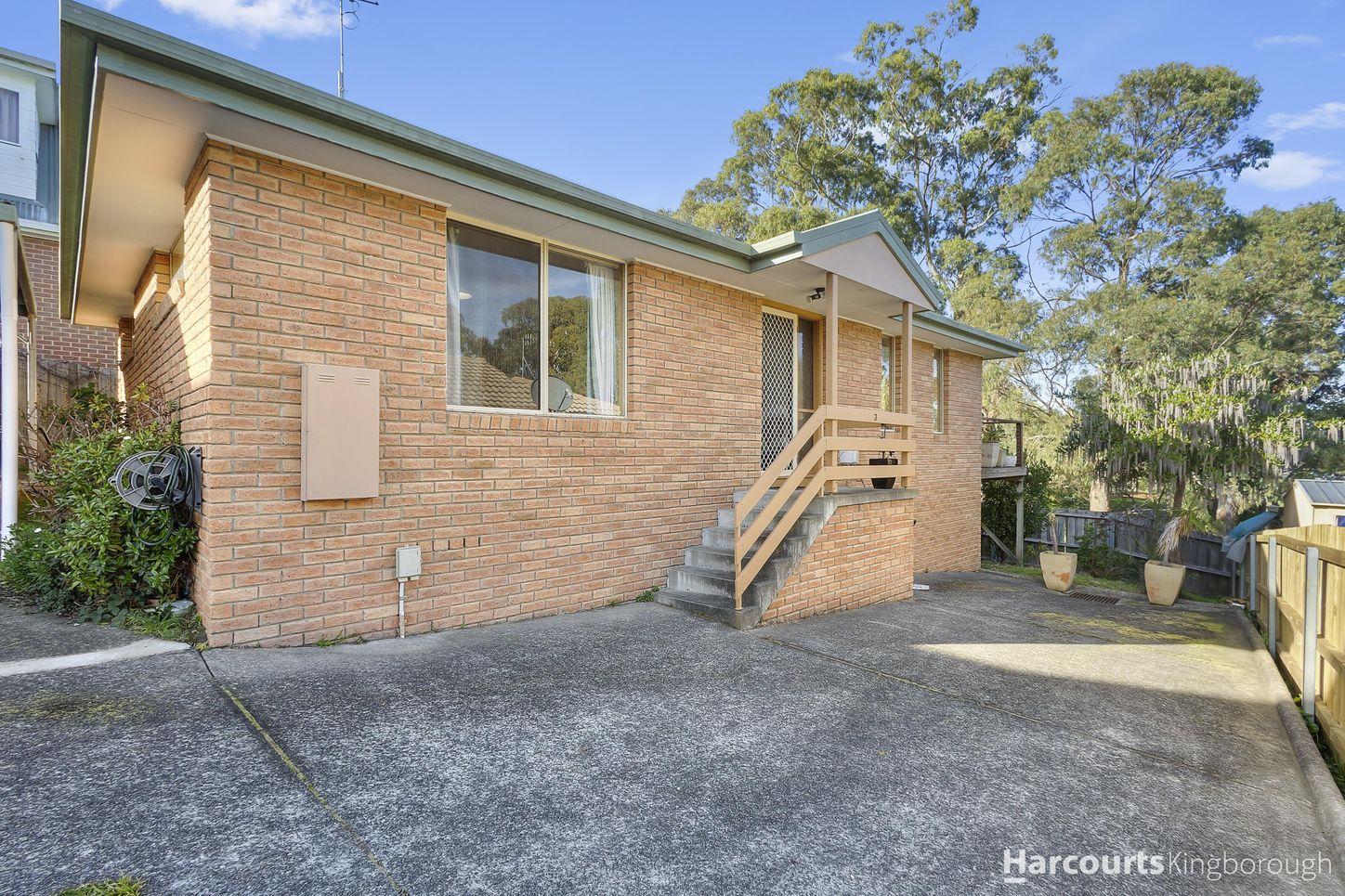 Prop-GPT: Property: TAS Blackmans Bay, TAS 7052 Tasmania 7052