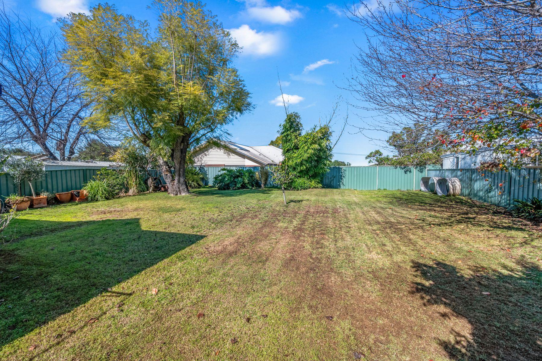 House for Sale: Singleton, NSW 2330, NSW, 2330
