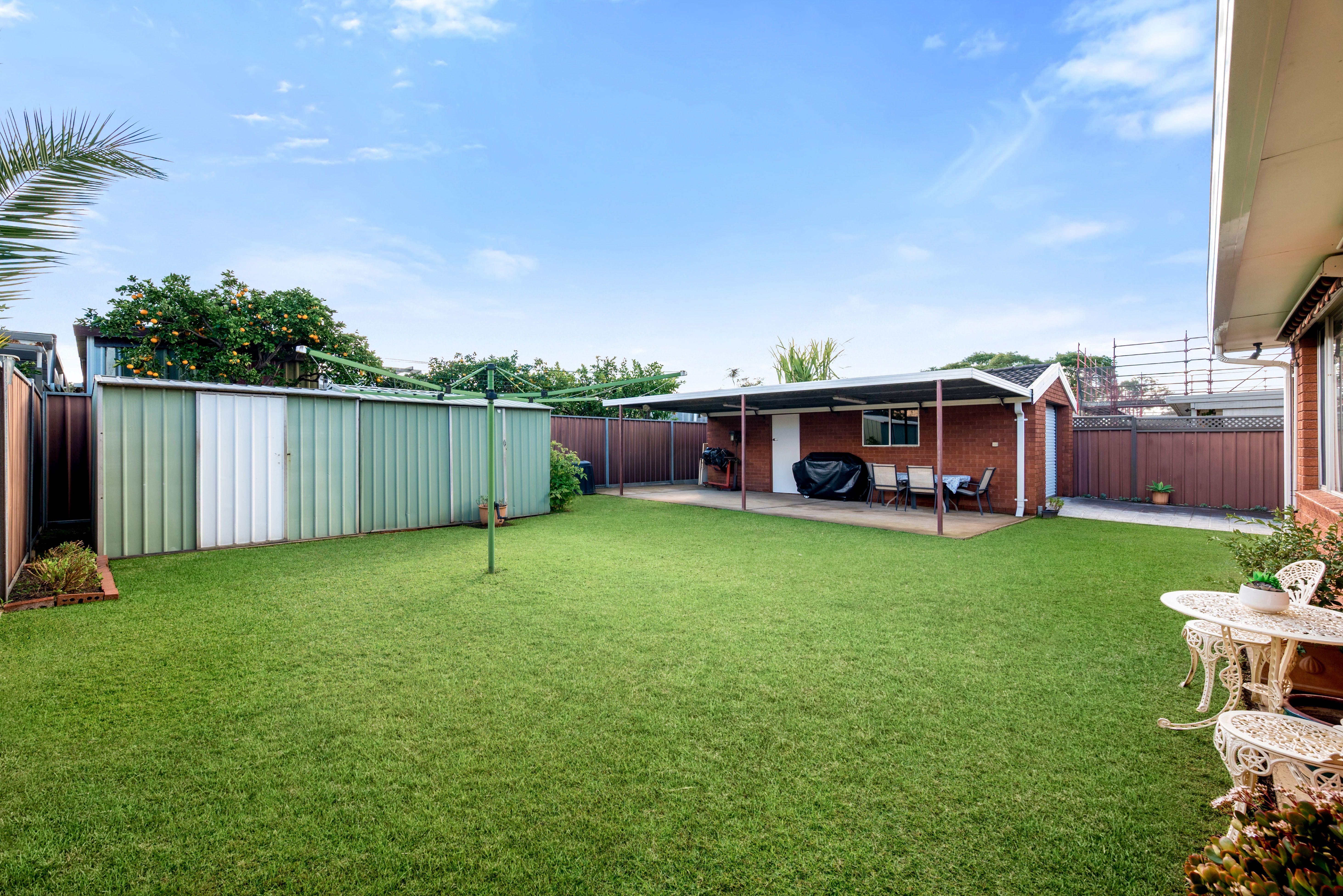 House for Sale: Macquarie Fields, NSW 2564, NSW, 2564