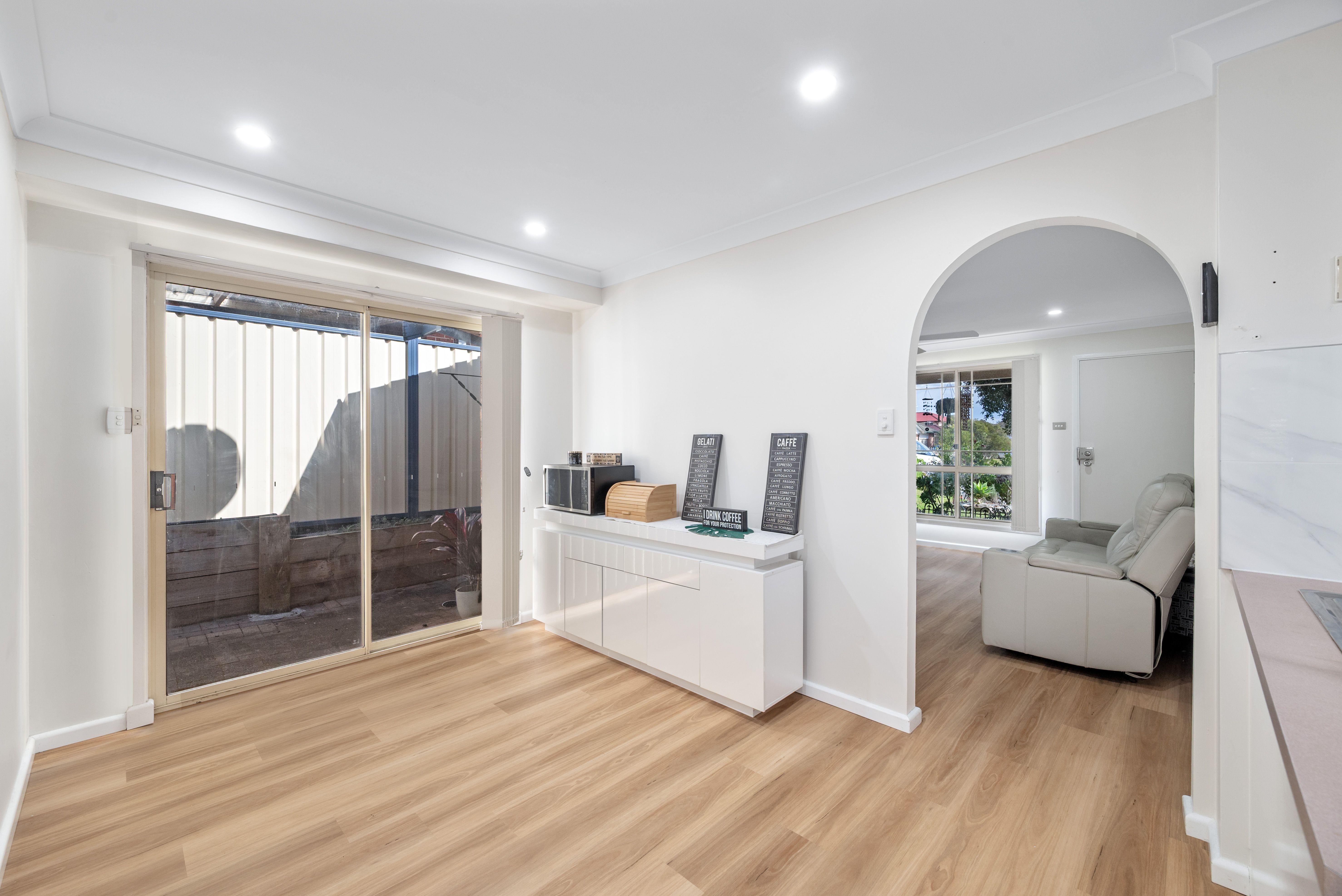 DuplexSemi-detached for Sale: Rosemeadow, NSW 2560, NSW, 2560