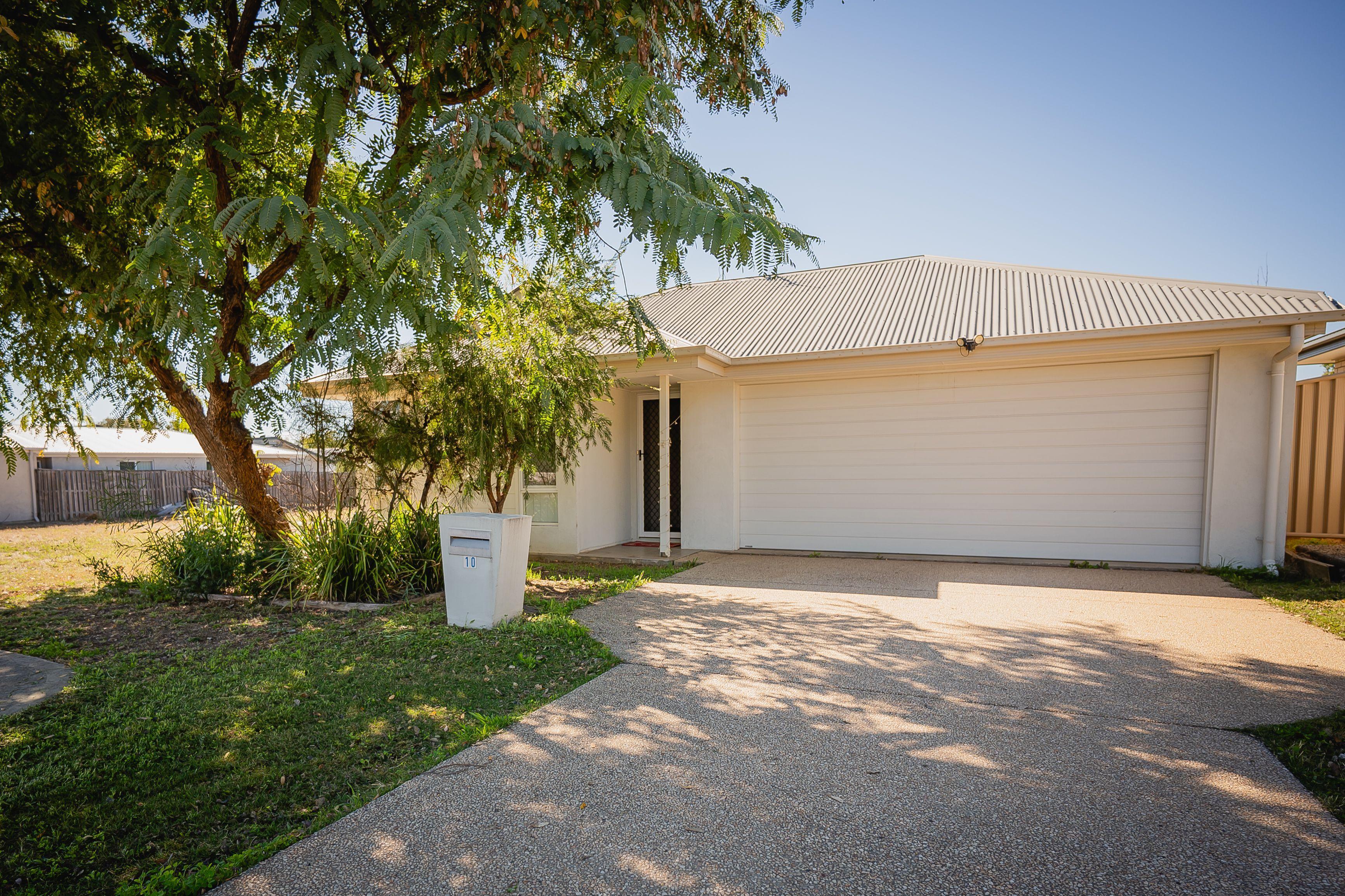 Prop-GPT: House: QLD Roma, QLD 4455 Home For Sale