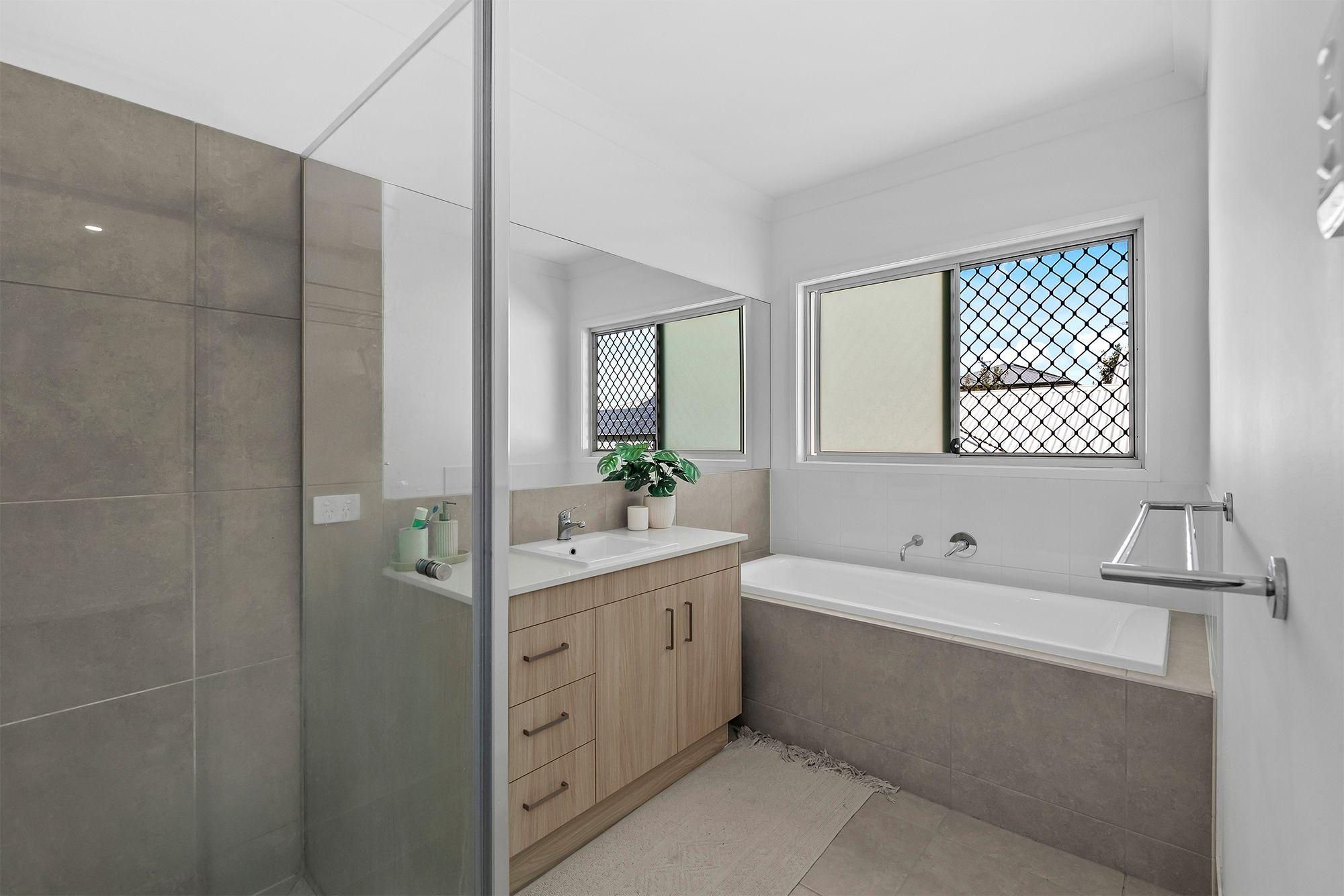 House for Sale: Bridgeman Downs, QLD 4035, QLD, 4035