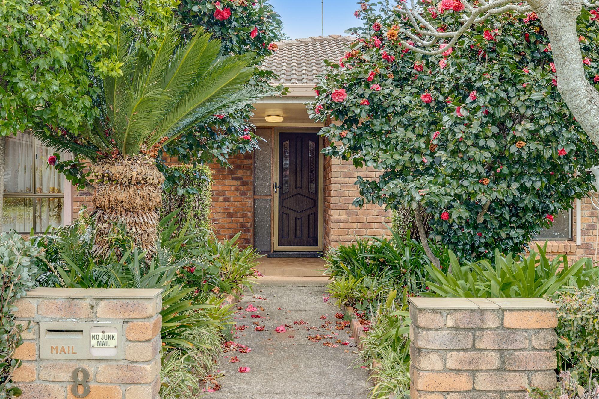 Prop-GPT: House: QLD Kearneys Spring, QLD 4350 Home For Sale