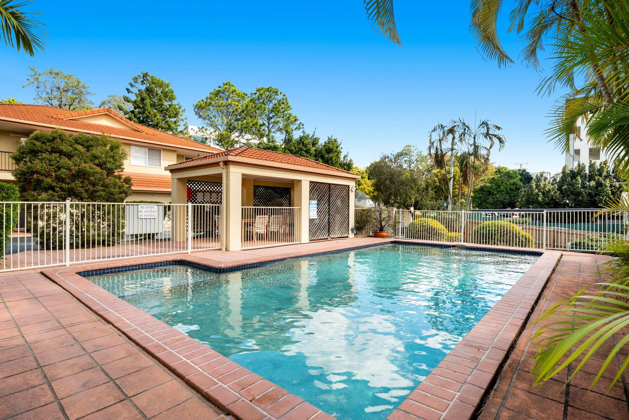 Townhouse for Sale: Upper Mount Gravatt, QLD 4122, QLD, 4122