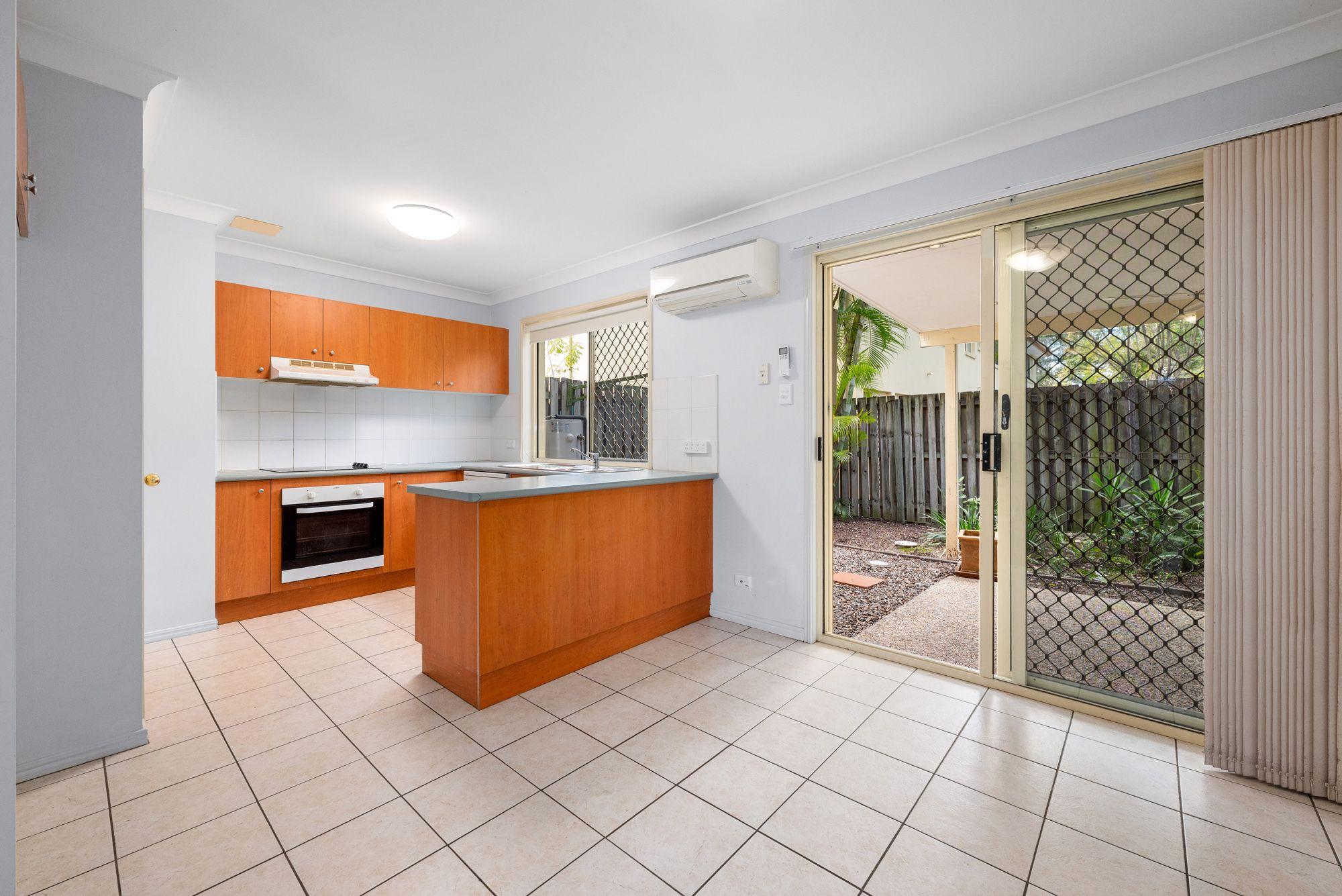 Townhouse for Sale: Upper Mount Gravatt, QLD 4122, QLD, 4122