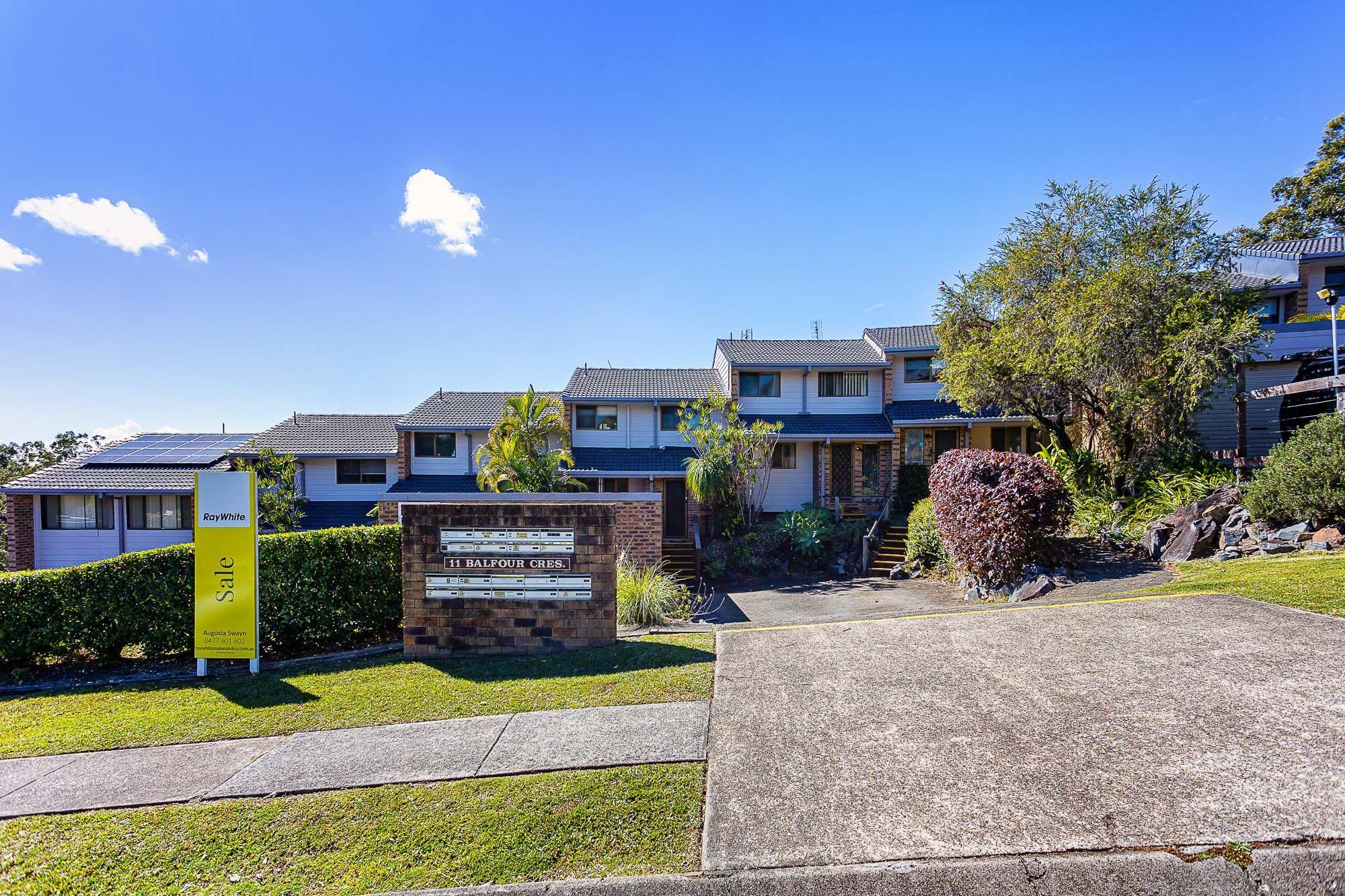 Prop-GPT: Townhouse: QLD Highland Park, QLD 4211 Home For Sale