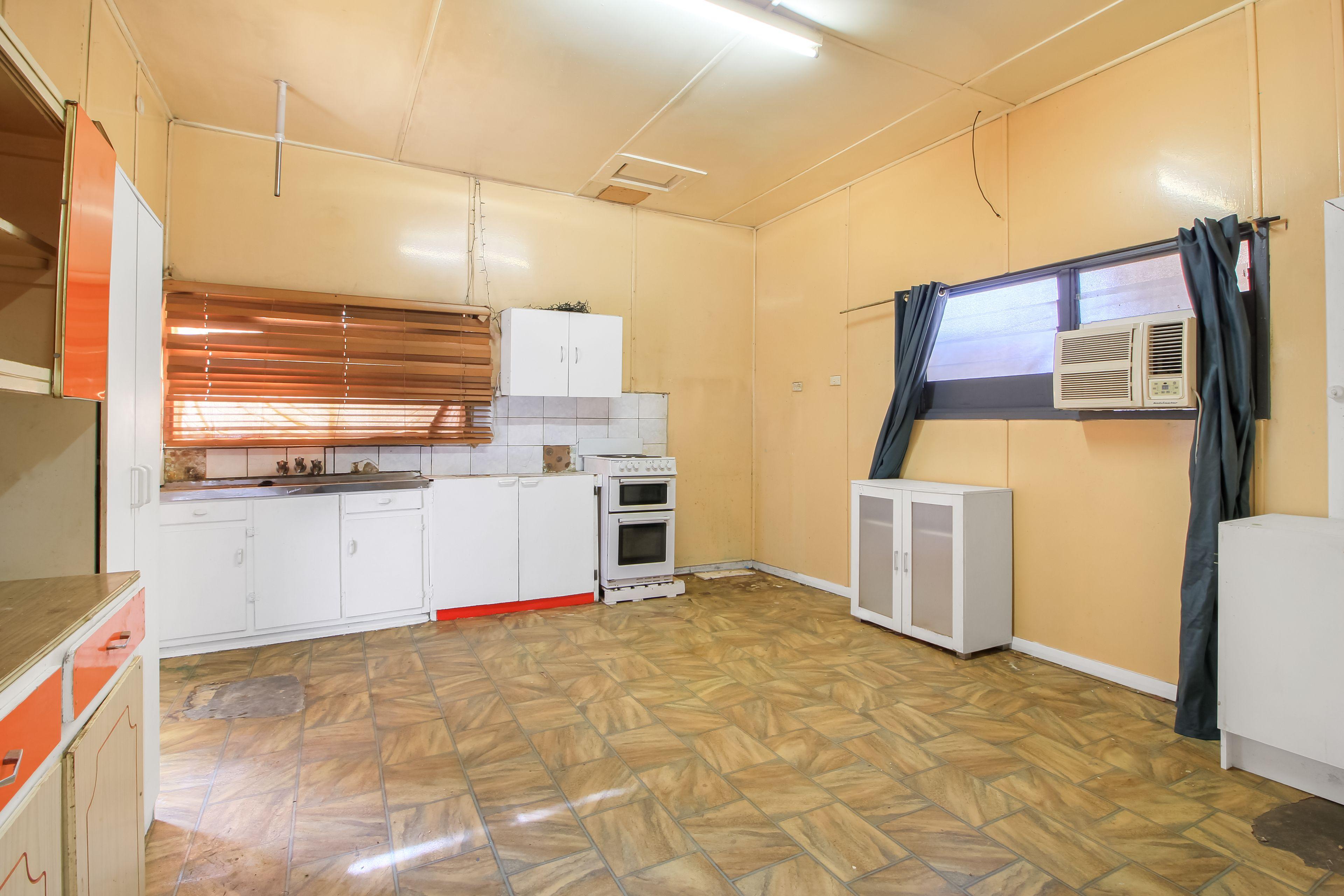 House for Sale: Renmark, SA 5341, SA, 5341