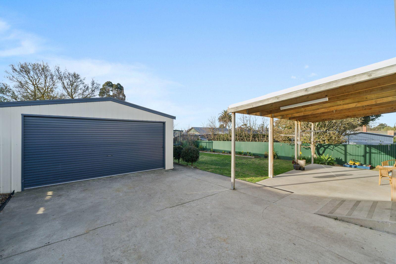 House for Sale: Colac, VIC 3250, VIC, 3250