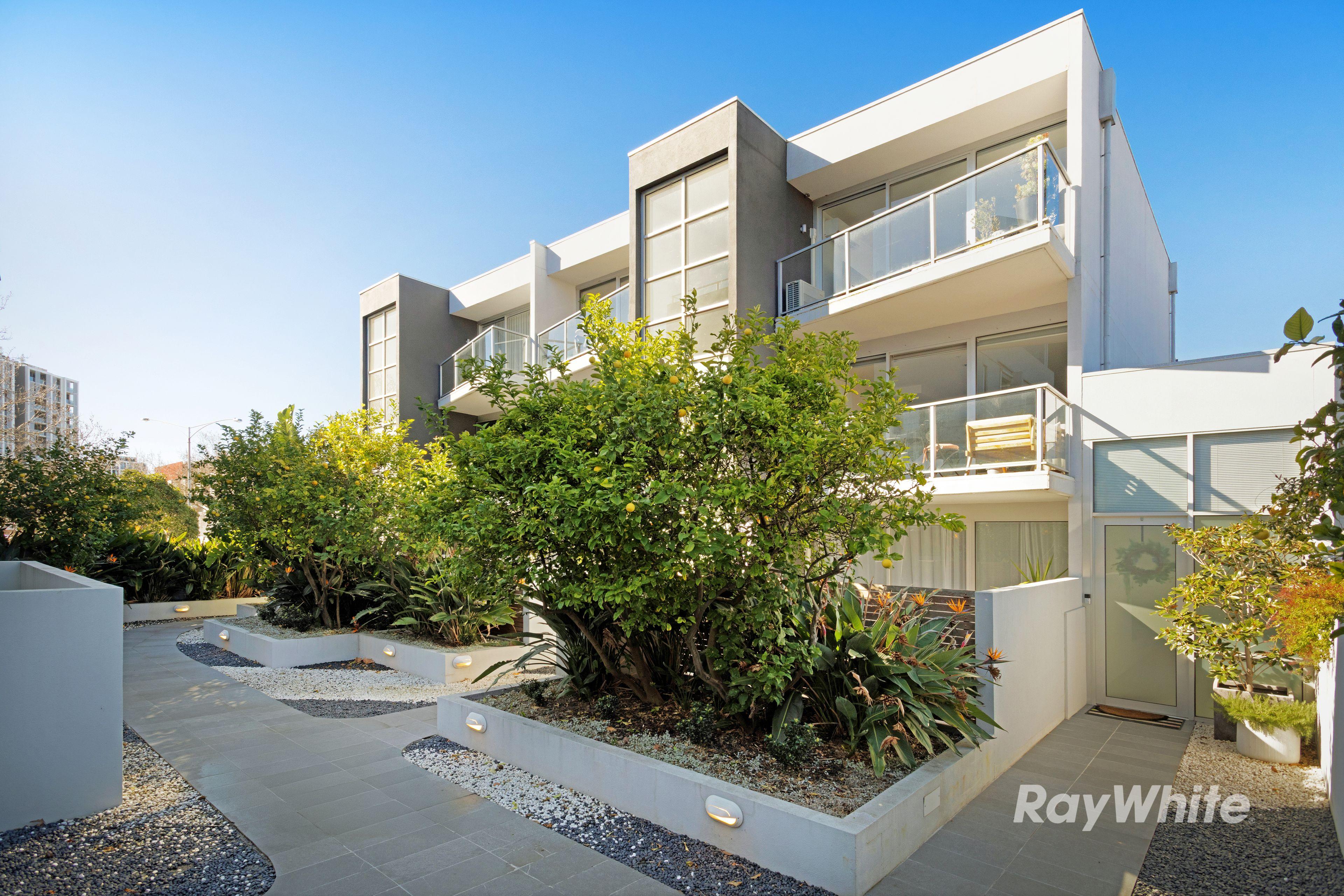 Prop-GPT: Apartment: VIC Brighton, VIC 3186 Home For Sale
