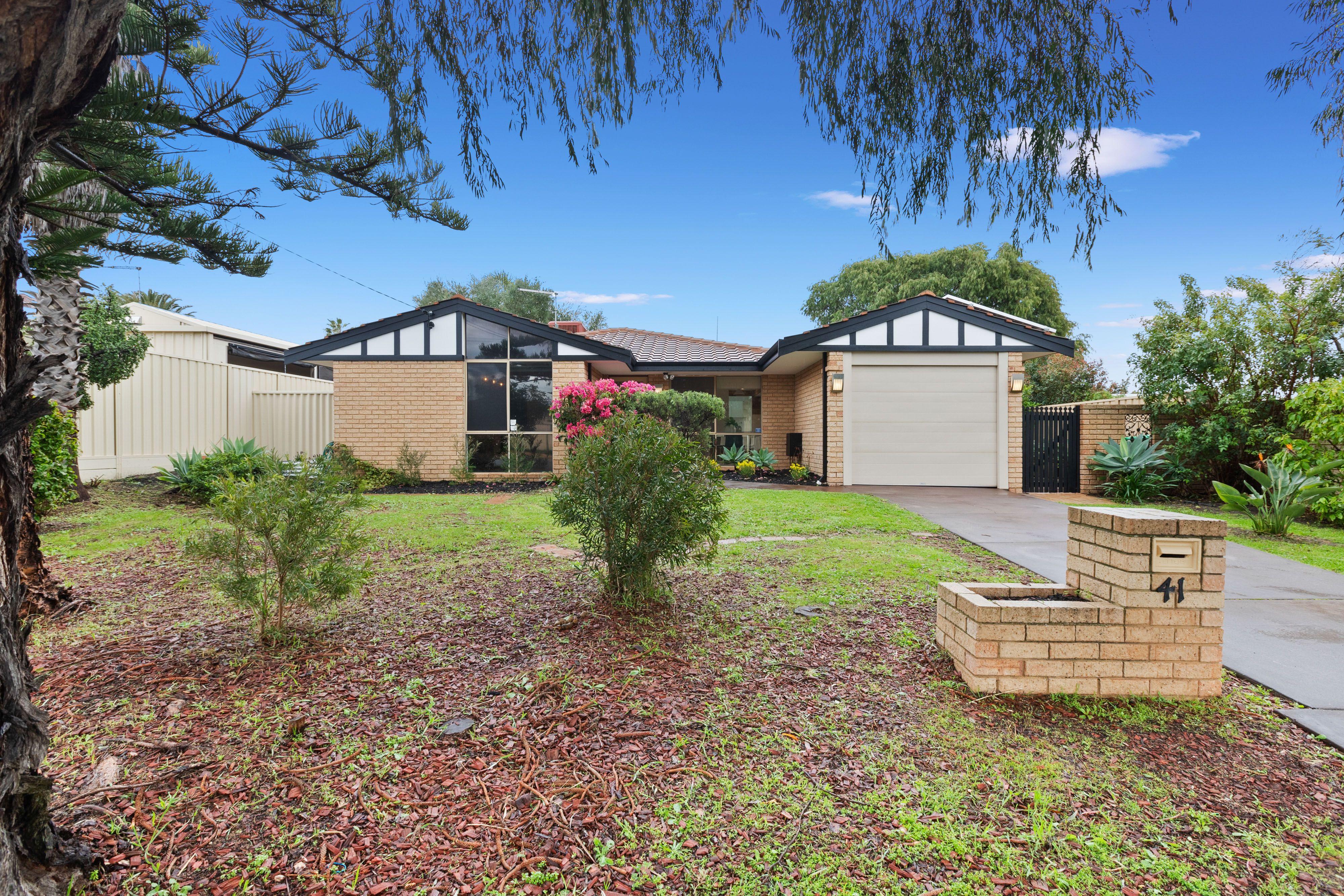Prop-GPT: House: WA Quinns Rocks, WA 6030 Home For Sale
