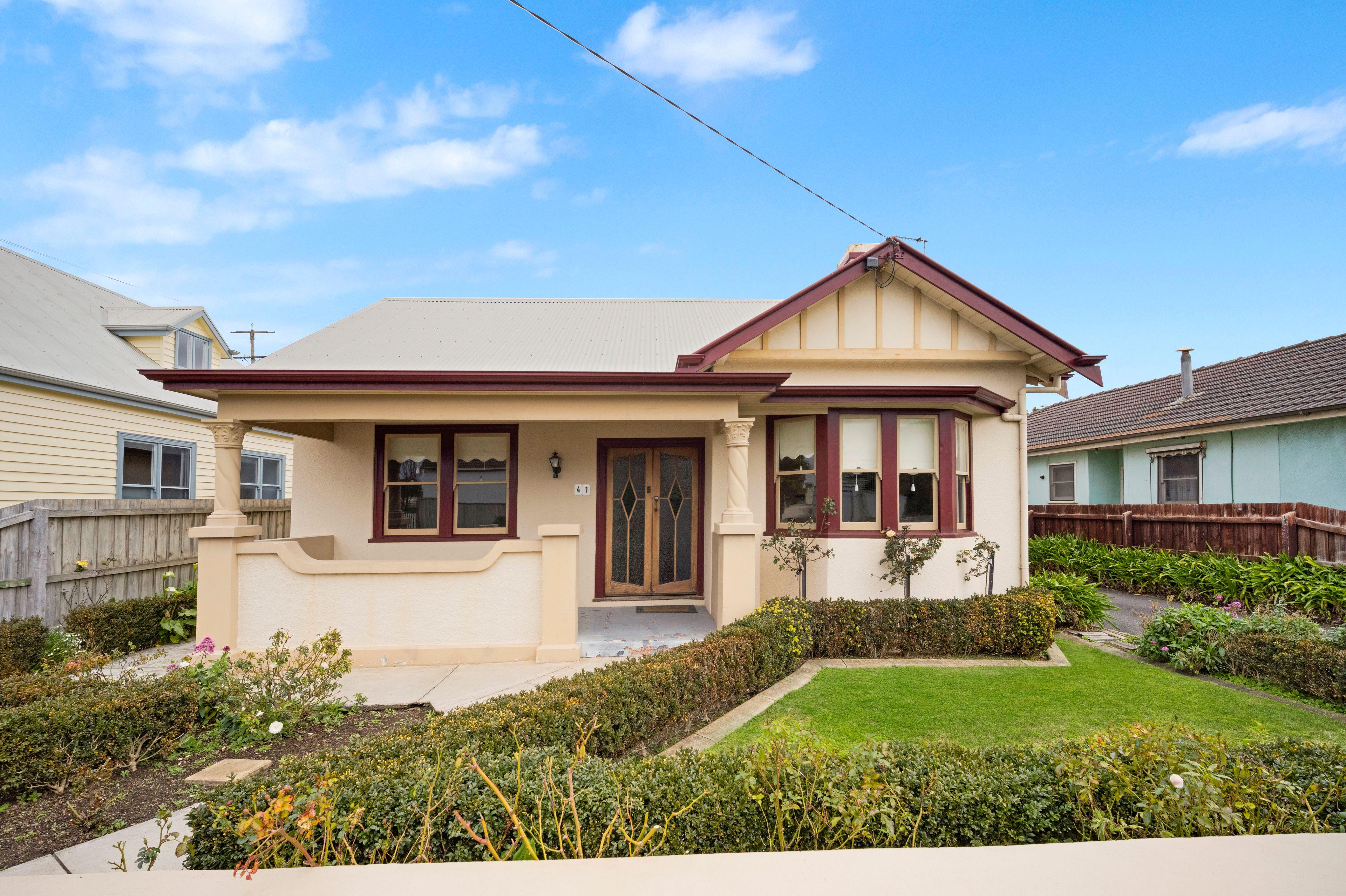 Prop-GPT: House: VIC Warrnambool, VIC 3280 Home For Sale