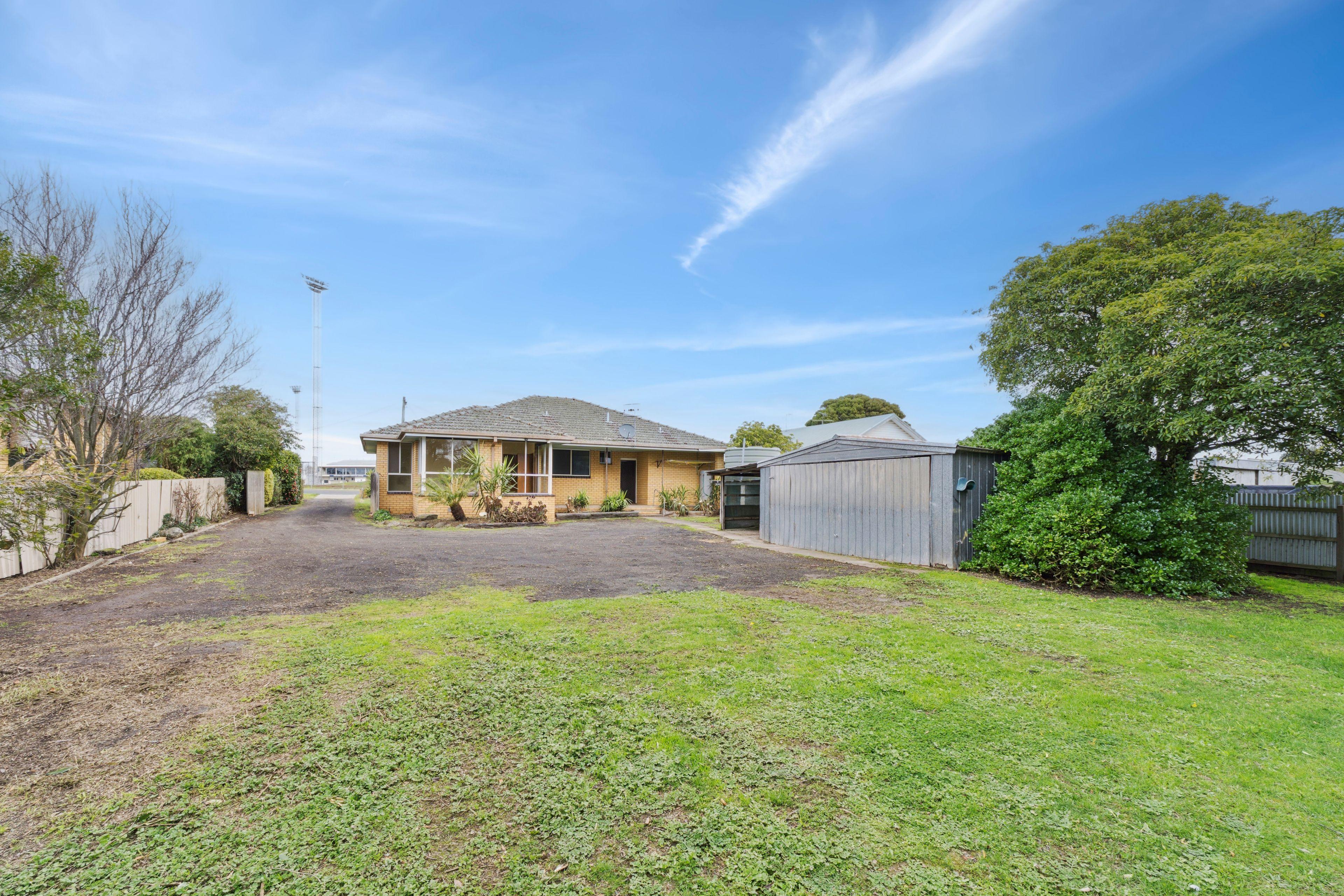 House for Sale: Cobden, VIC 3266, VIC, 3266