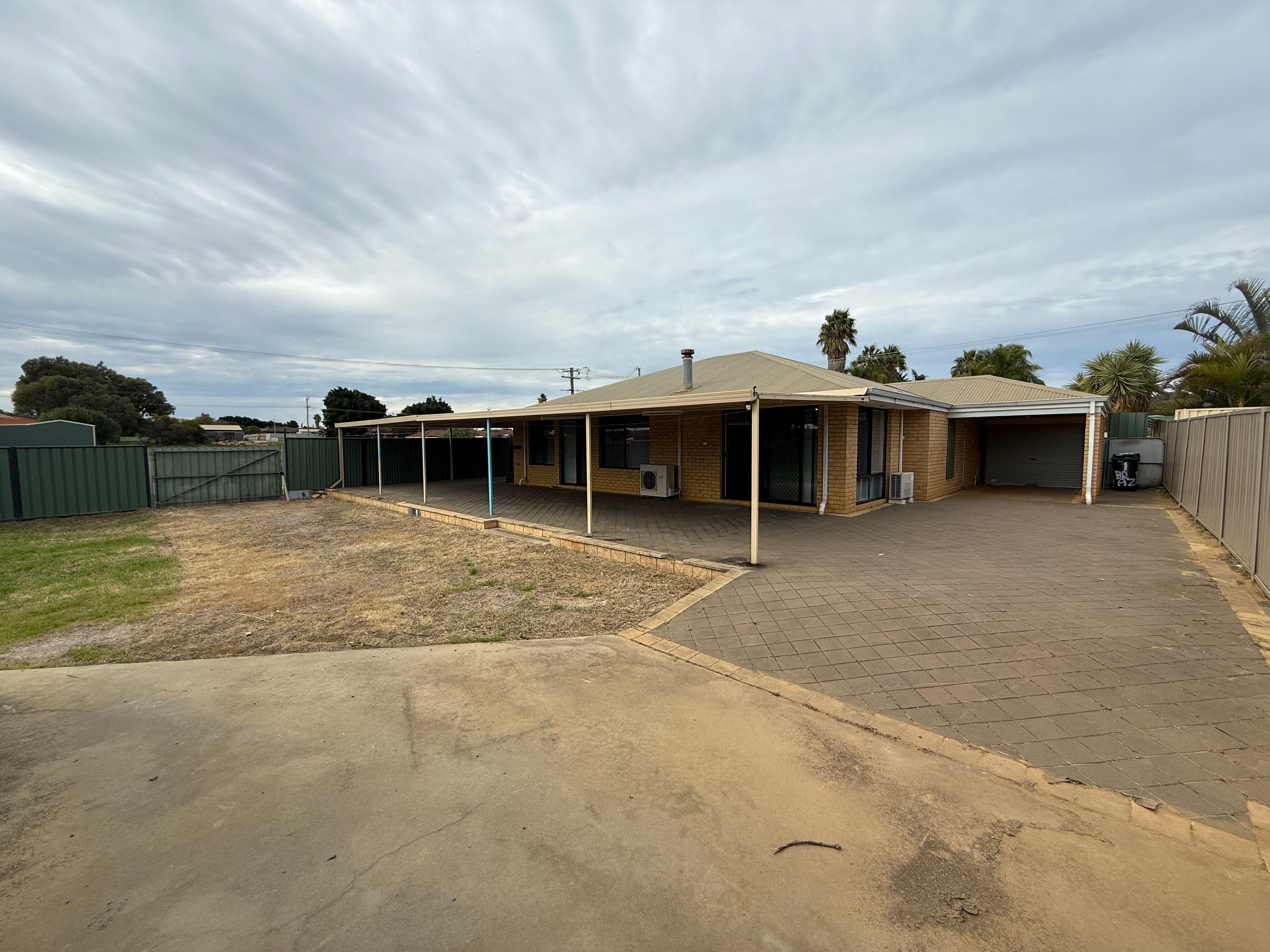 House for Sale: Karloo, WA 6530, WA, 6530