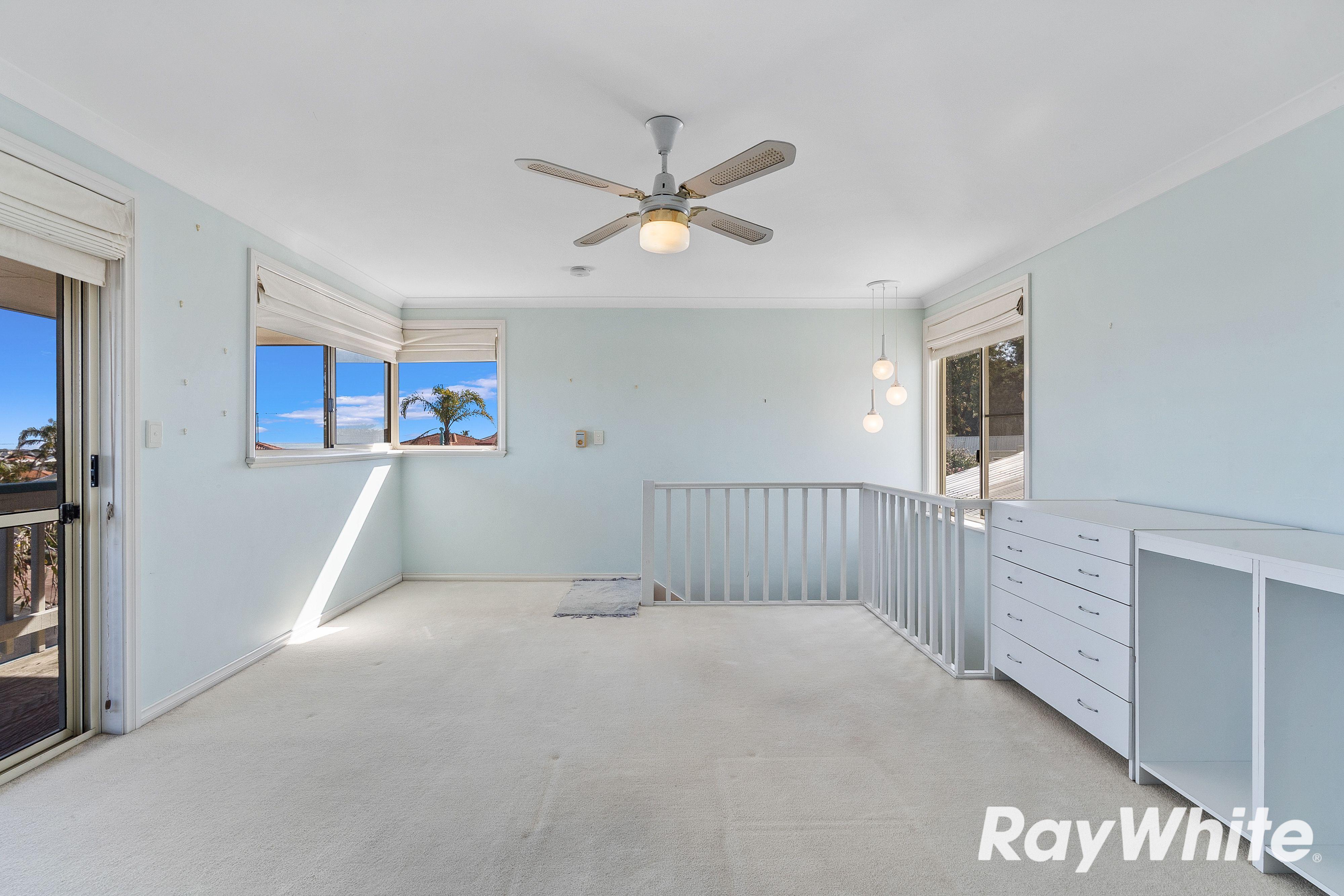 House for Sale: Halls Head, WA 6210, WA, 6210