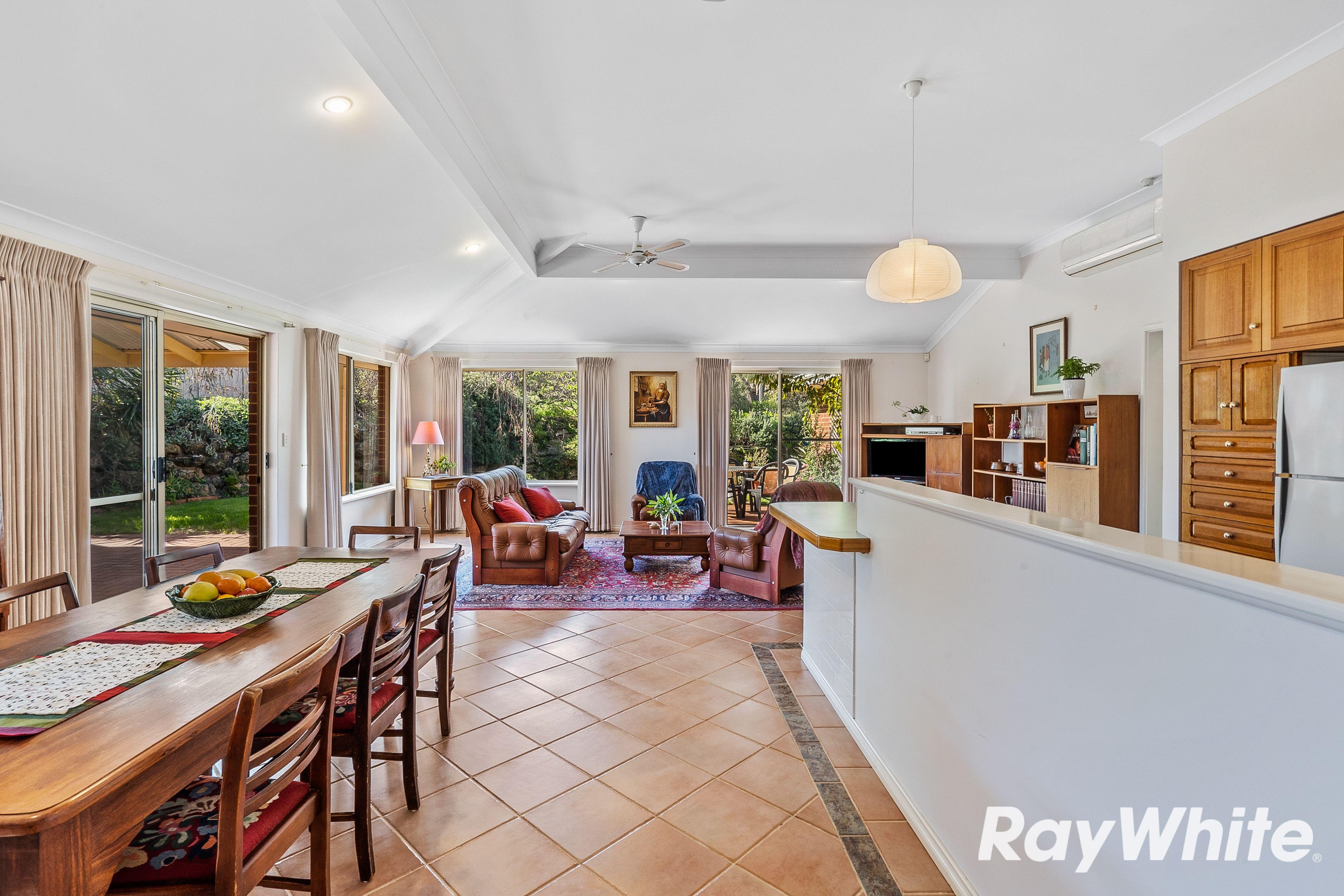 House for Sale: Halls Head, WA 6210, WA, 6210