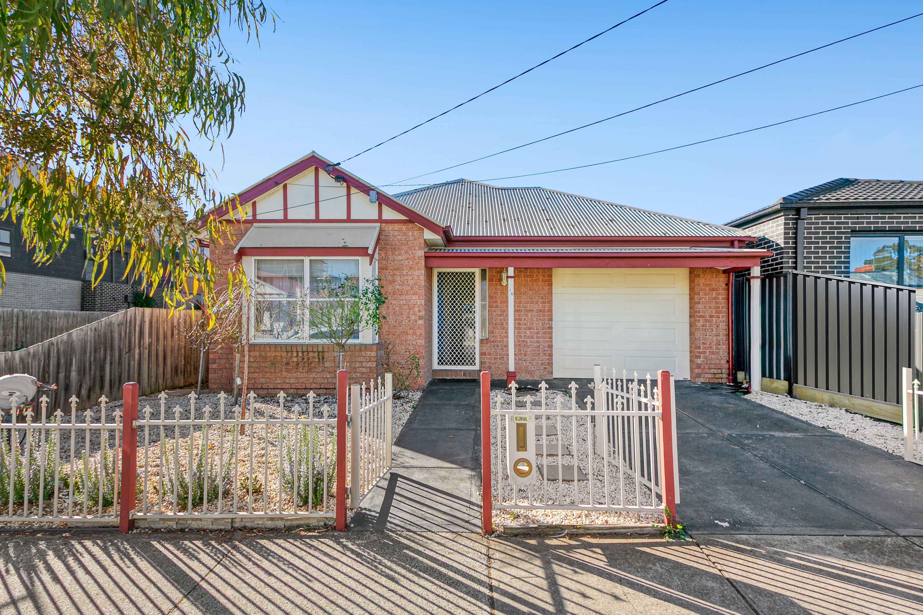 Prop-GPT: House: VIC Preston, VIC 3072 Home For Sale