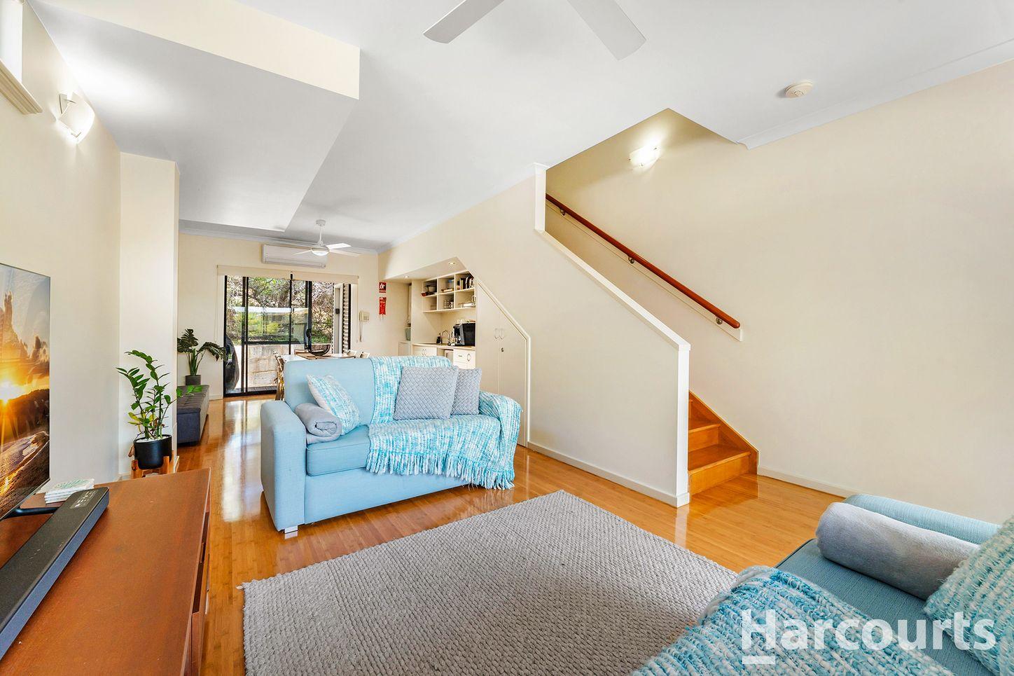 Prop-GPT: House: WA Preston Beach, WA 6215 Western Australia 6215