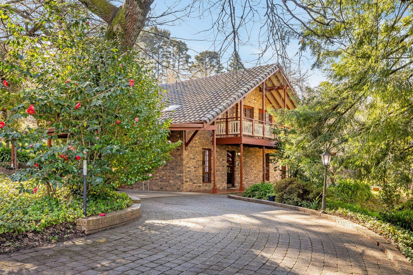 Prop-GPT: House: SA Stirling, SA 5152 South Australia 5152