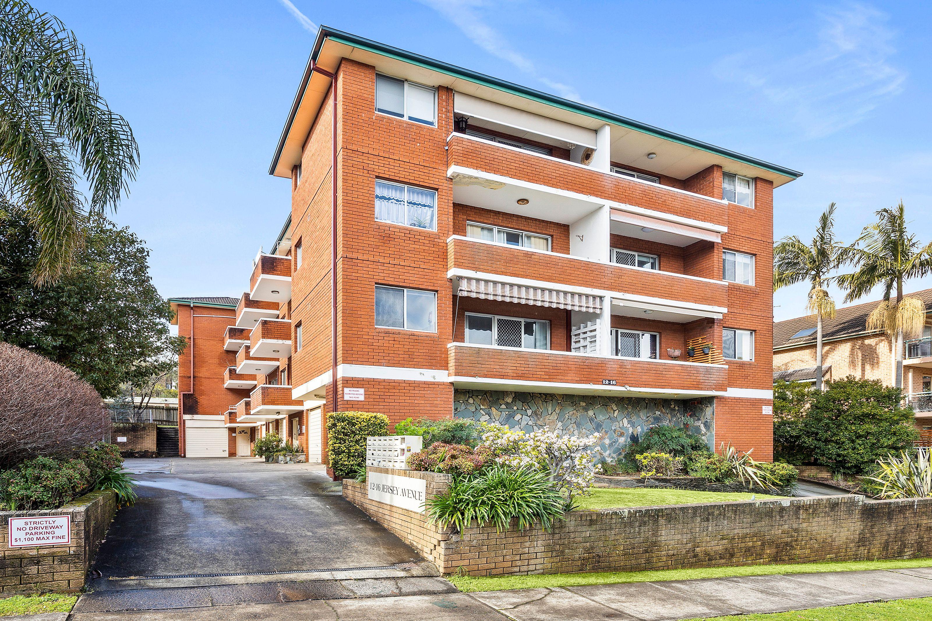 Prop-GPT: Apartment: NSW Mortdale, NSW 2223 Home For Sale