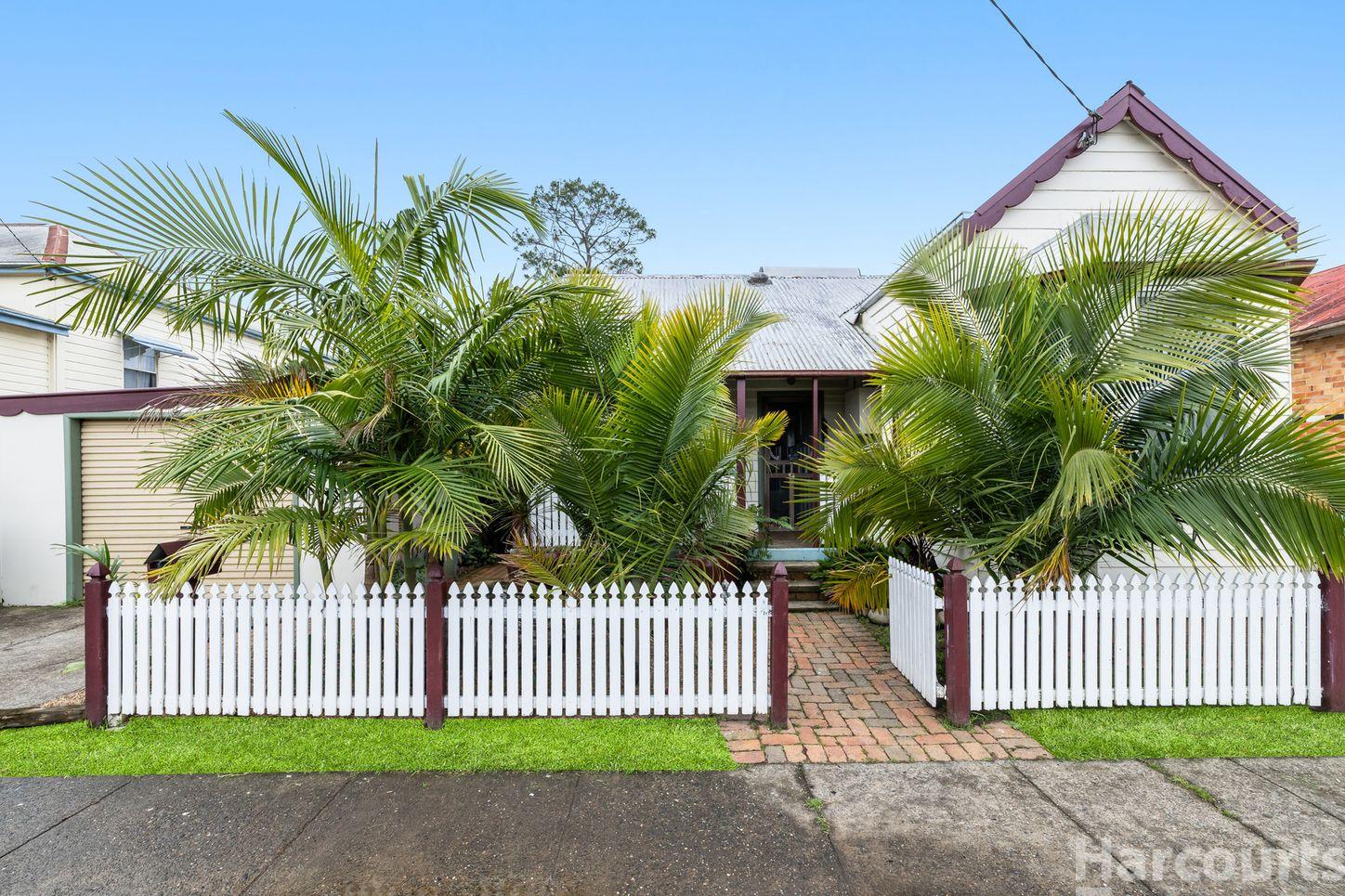 Prop-GPT: House: NSW Smithtown, NSW 2440 New South Wales 2440