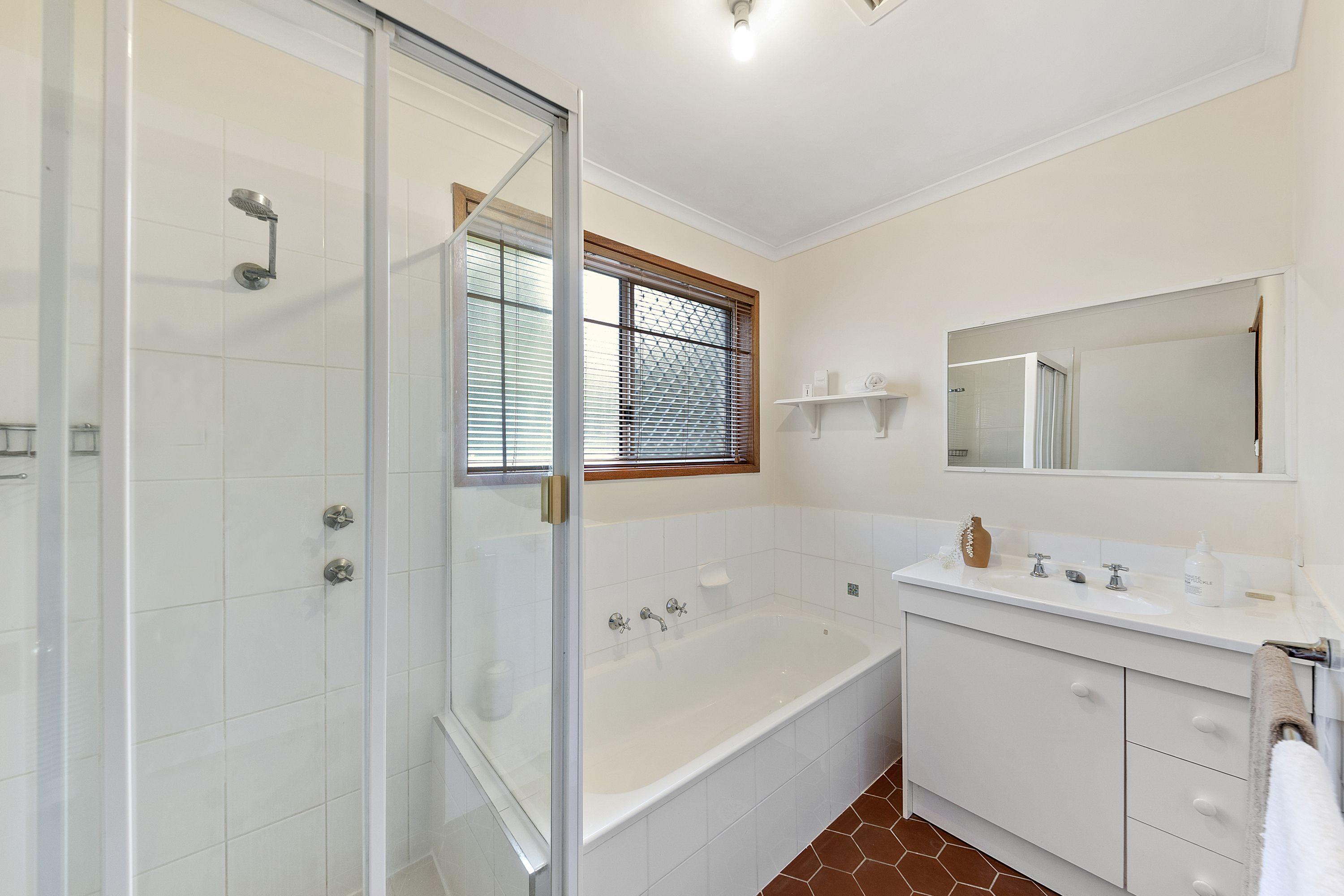 Townhouse for Sale: Ngunnawal, ACT 2913, ACT, 2913