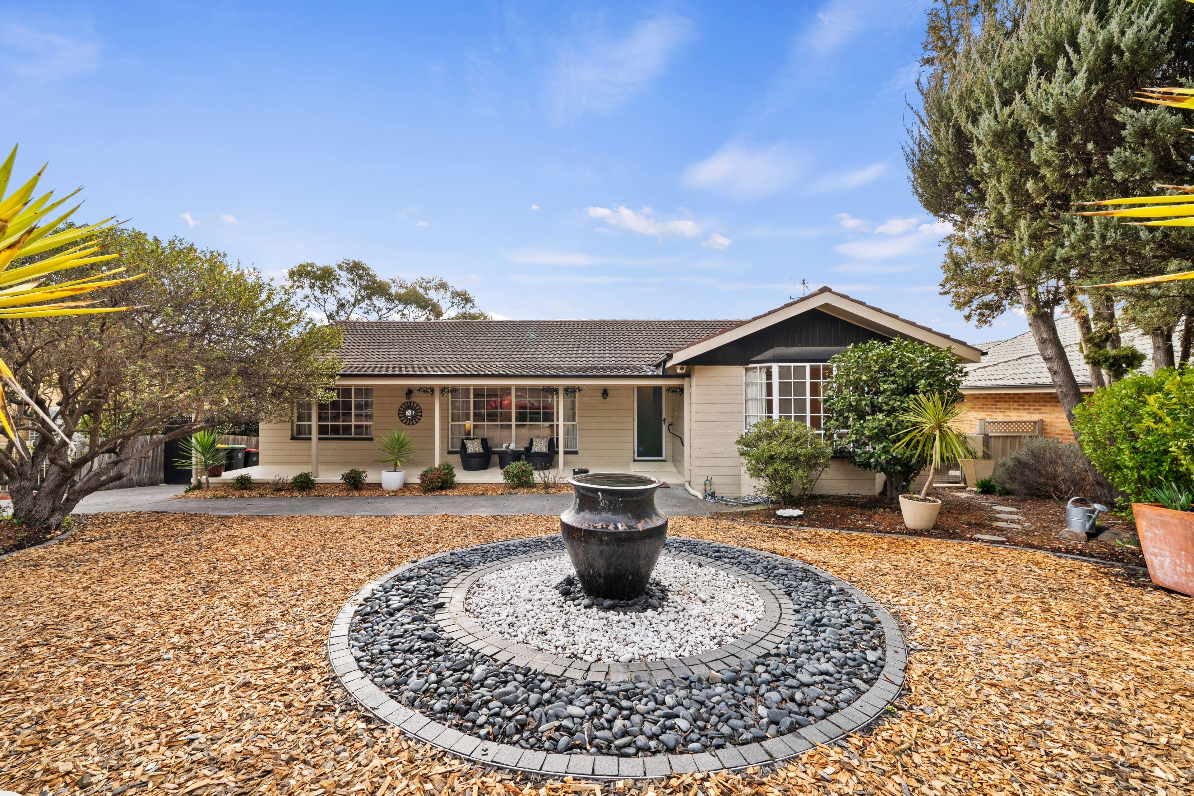 Prop-GPT: House: ACT Garran, ACT 2605 Home For Sale