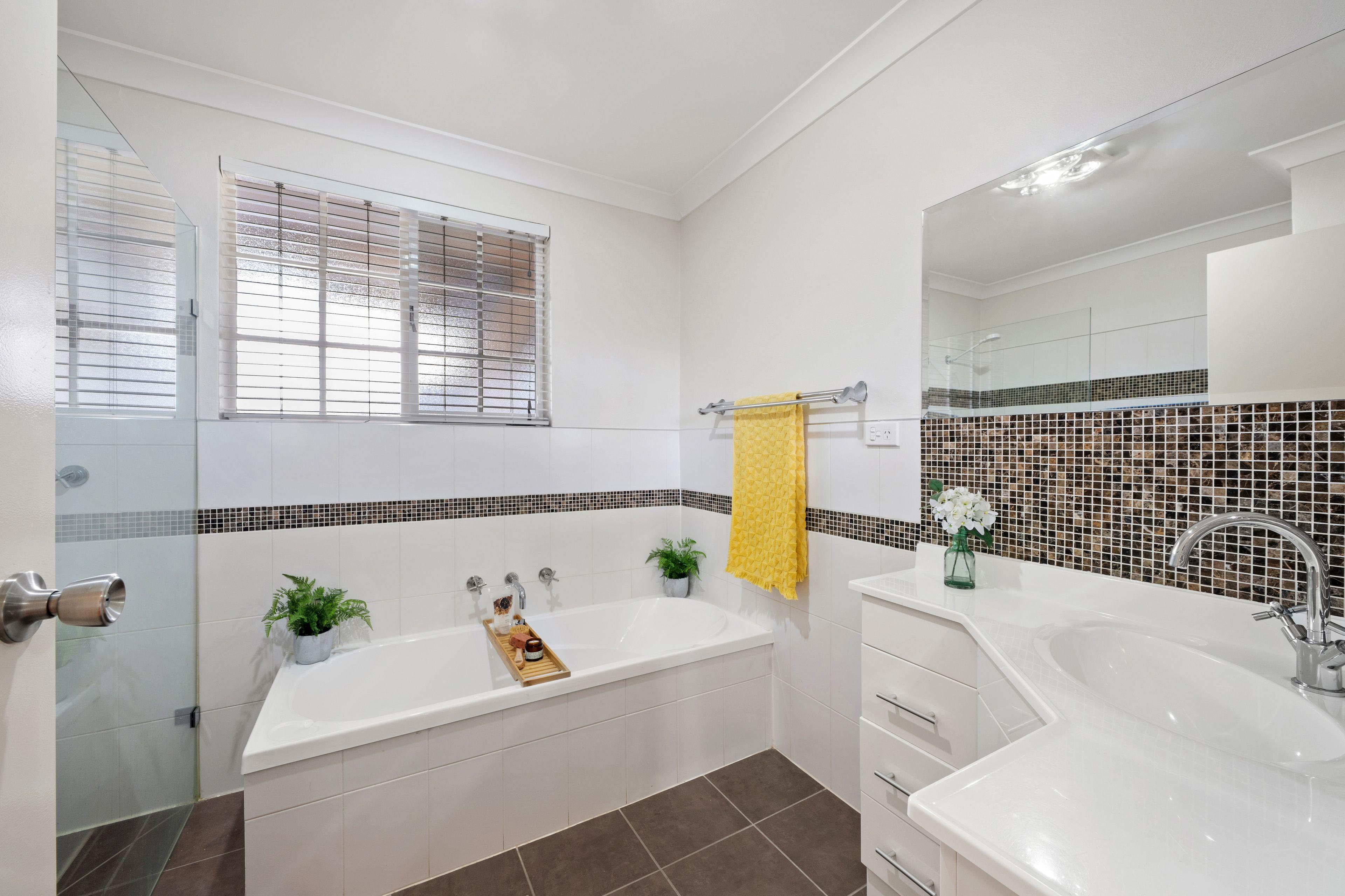 House for Sale: Garran, ACT 2605, ACT, 2605