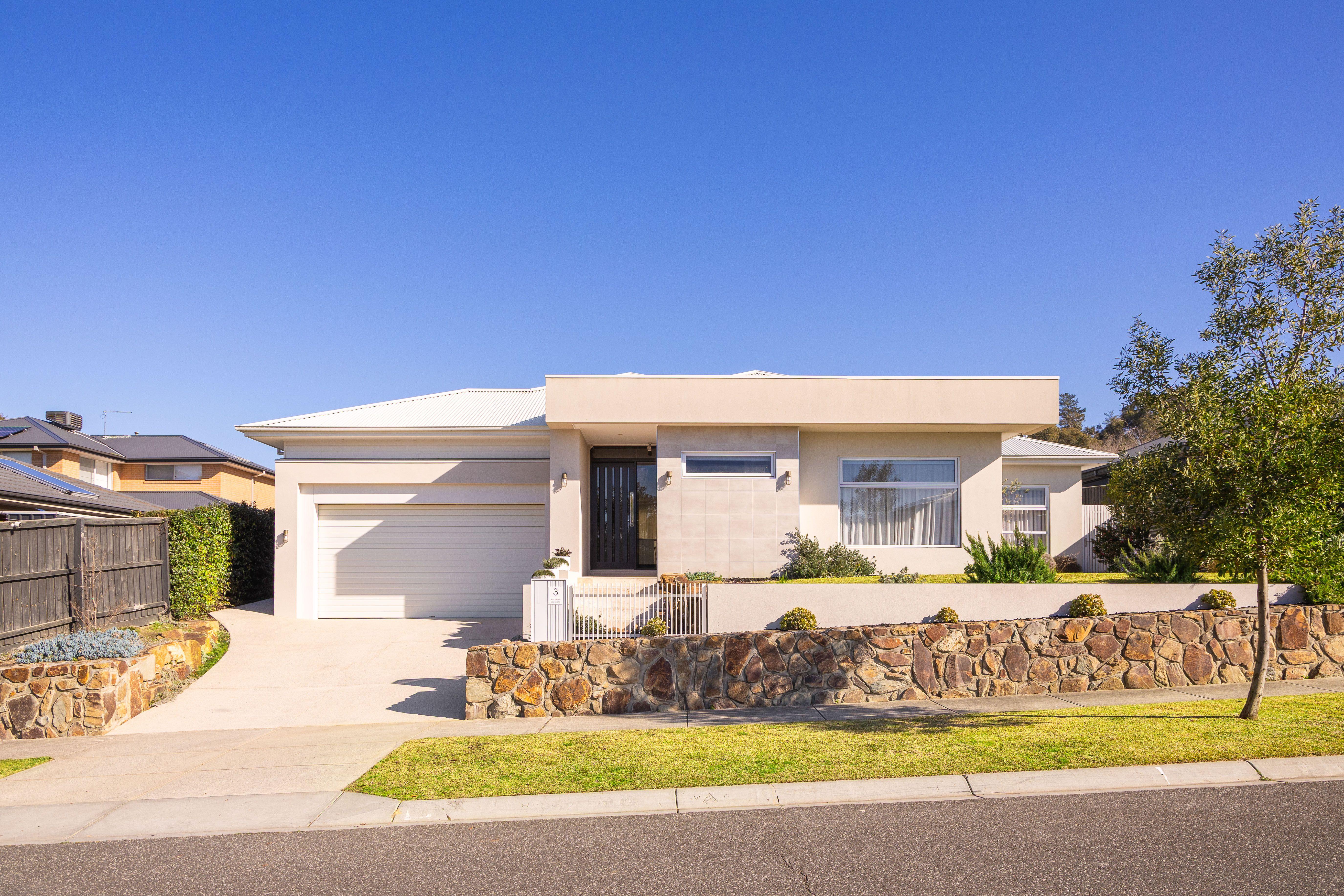 Prop-GPT: House: VIC Officer, VIC 3809 Home For Sale