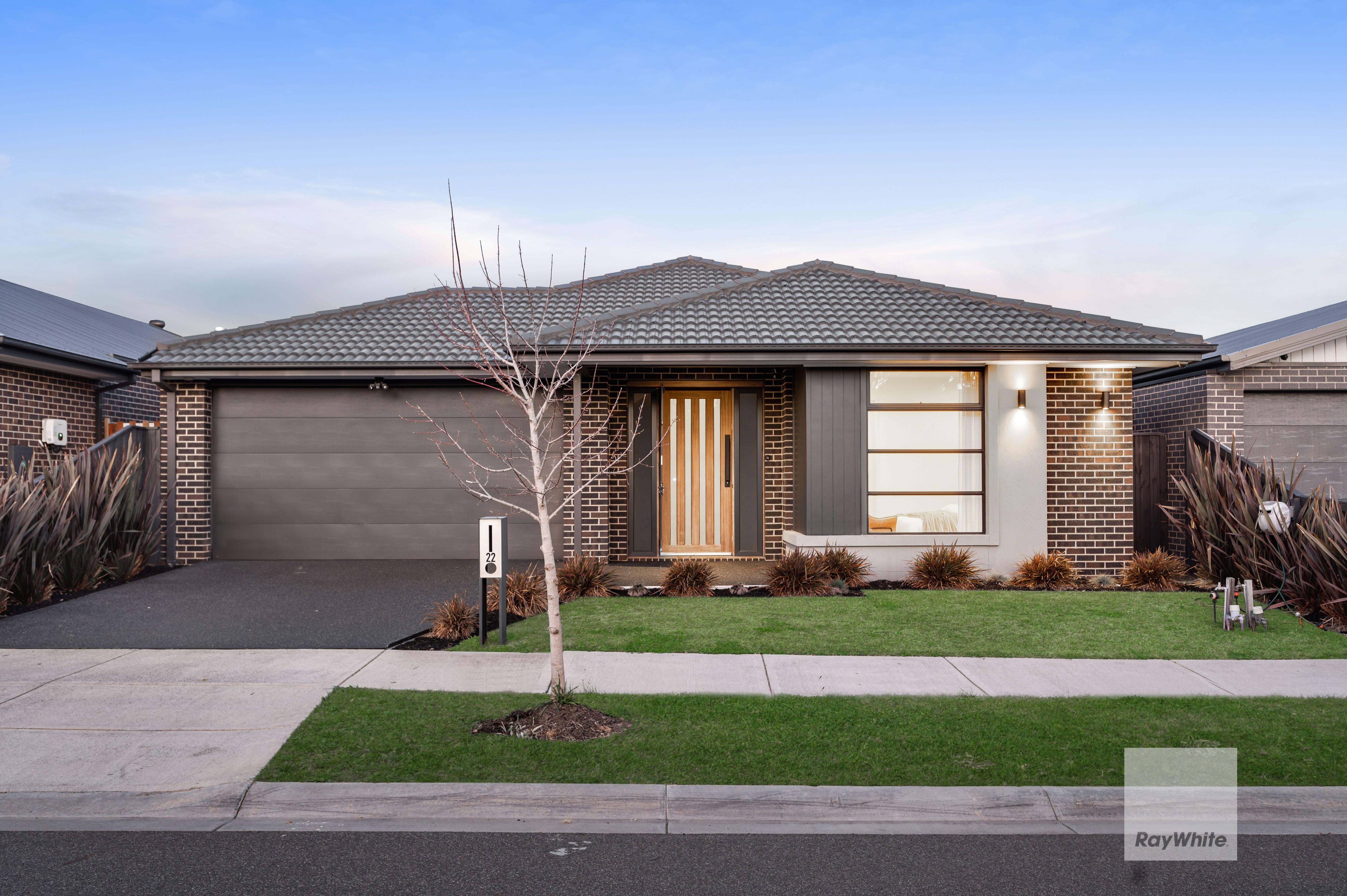 Prop-GPT: House: VIC Greenvale, VIC 3059 Home For Sale