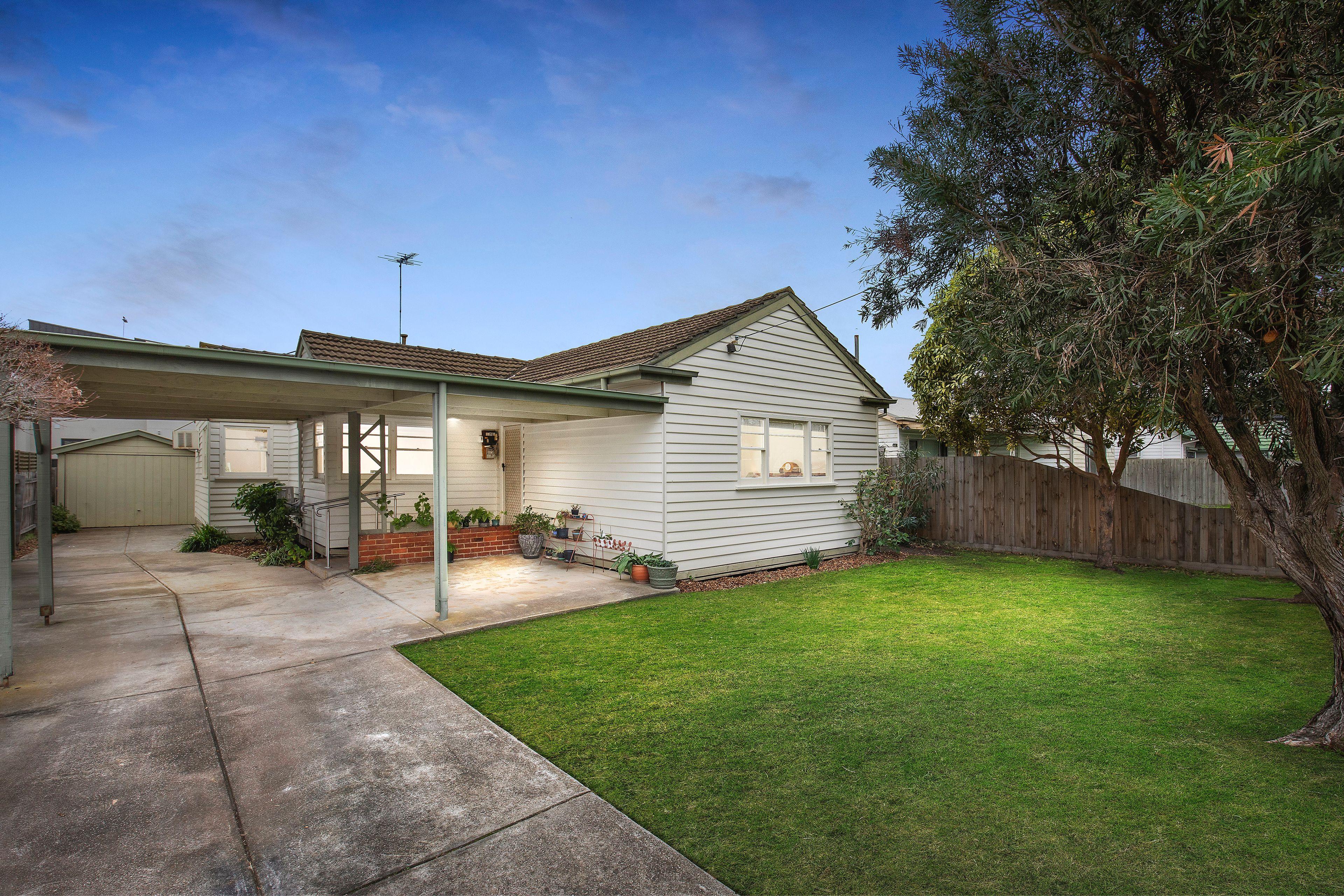 Prop-GPT: House: VIC Maidstone, VIC 3012 Home For Sale