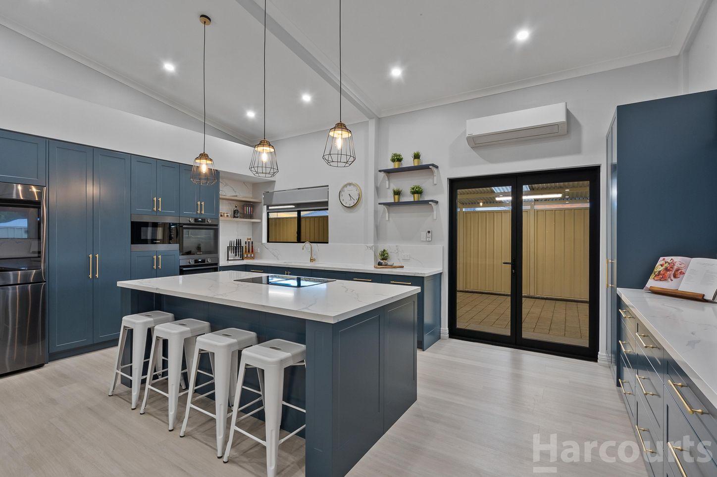 Prop-GPT: House: WA Dawesville, WA 6211 Western Australia 6211