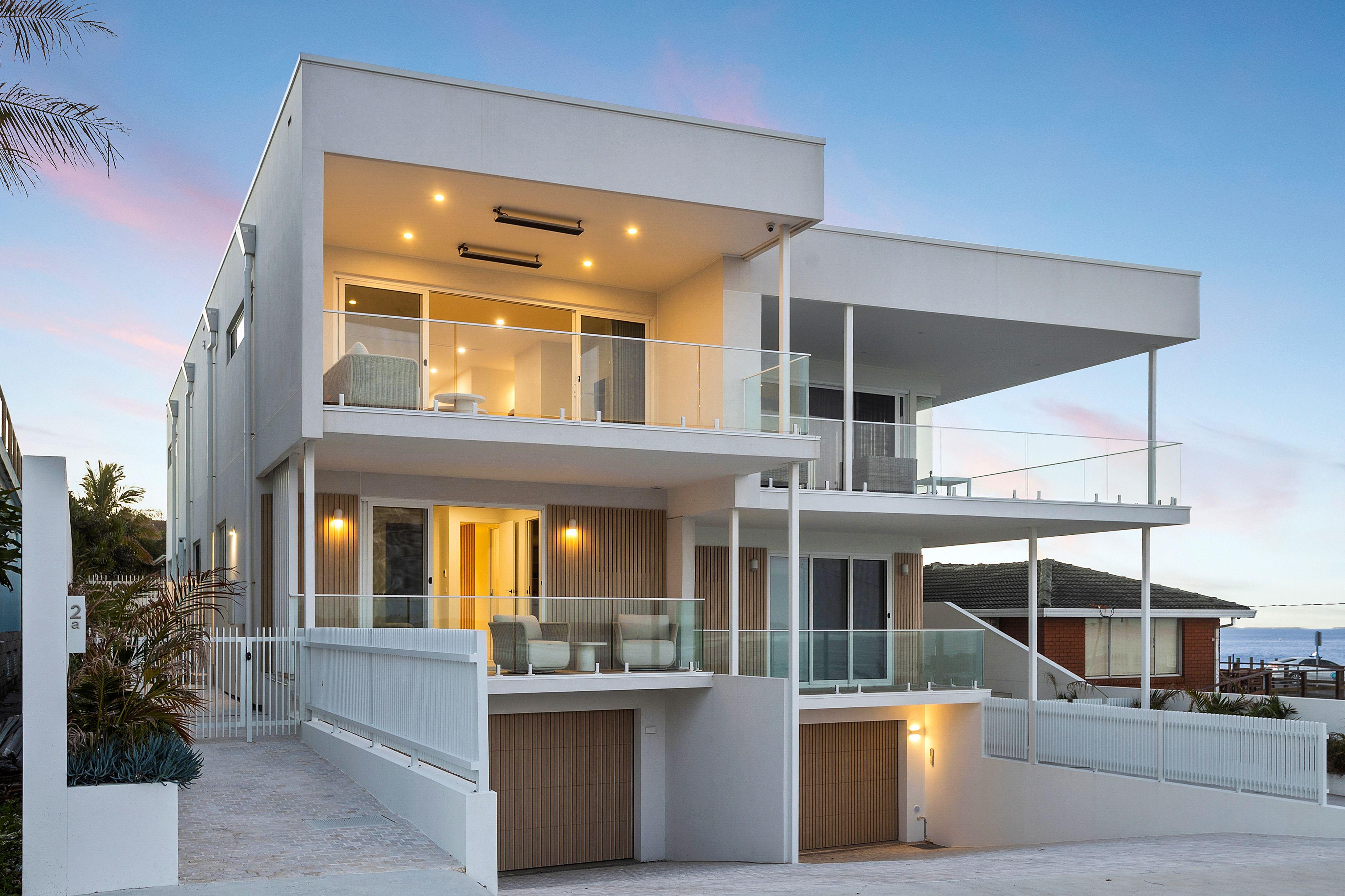 Prop-GPT: House: NSW Shellharbour, NSW 2529 Home For Sale