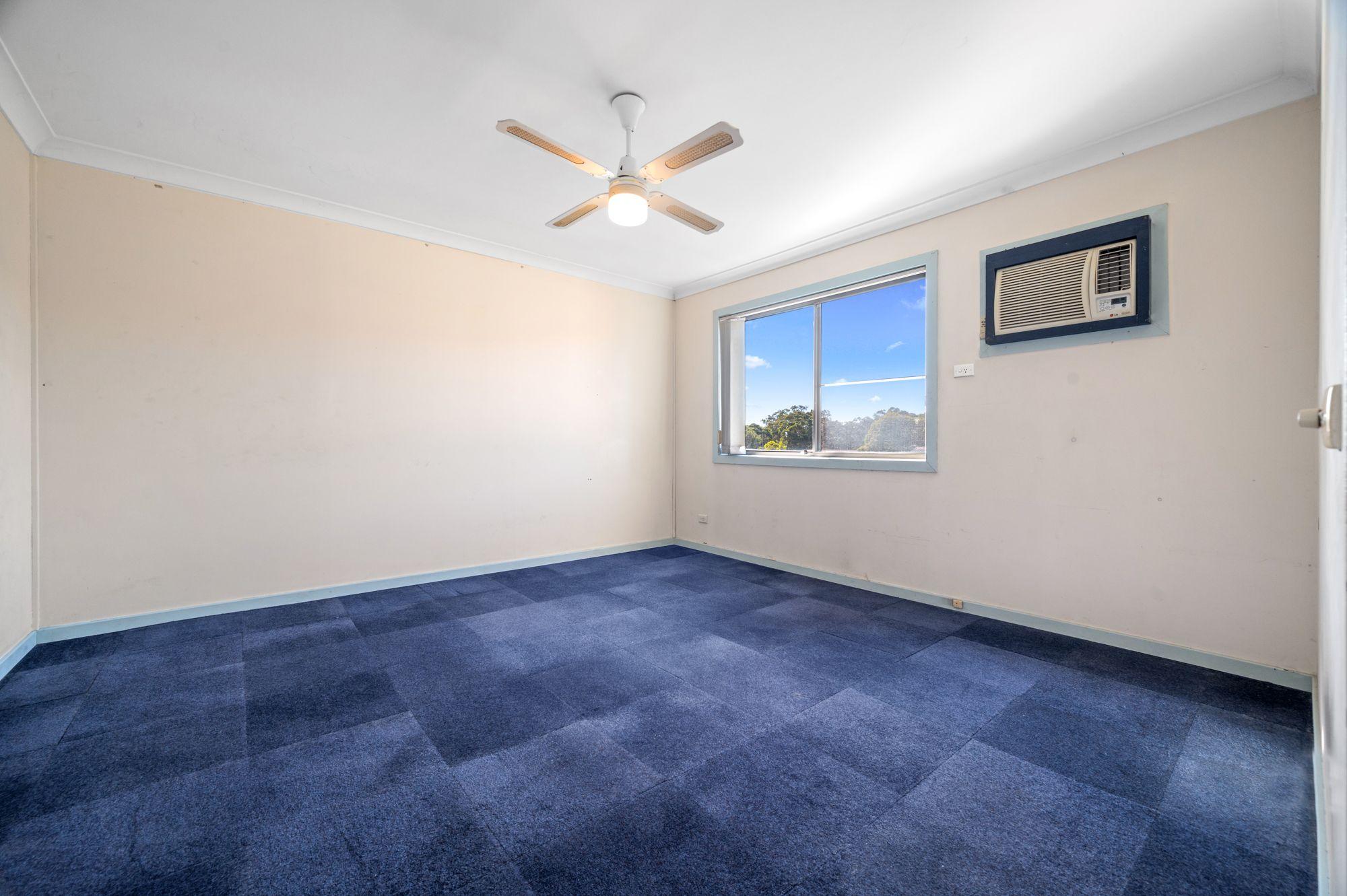 House for Sale: Macquarie Fields, NSW 2564, NSW, 2564