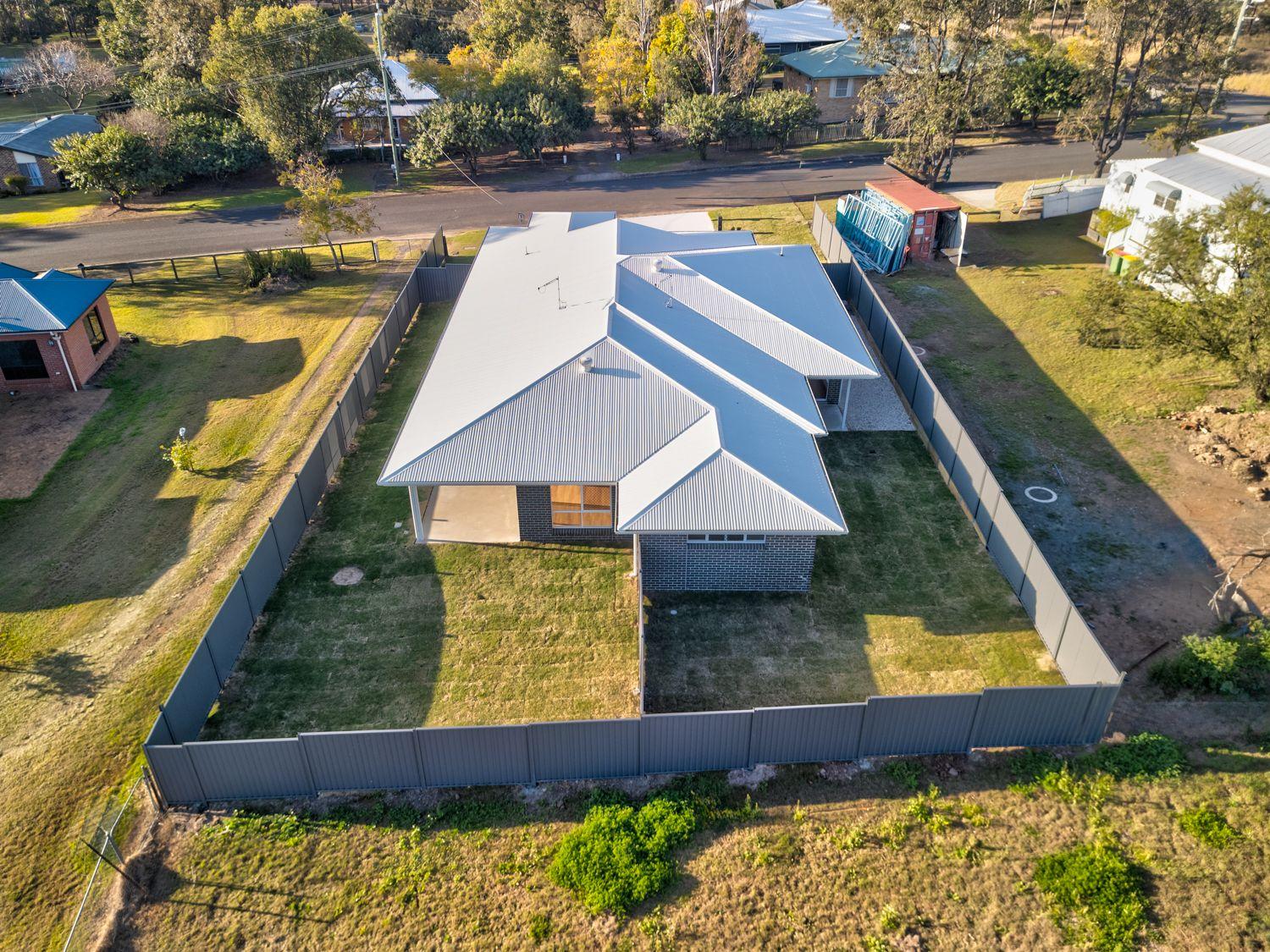 DuplexSemi-detached for Sale: Helidon, QLD 4344, QLD, 4344