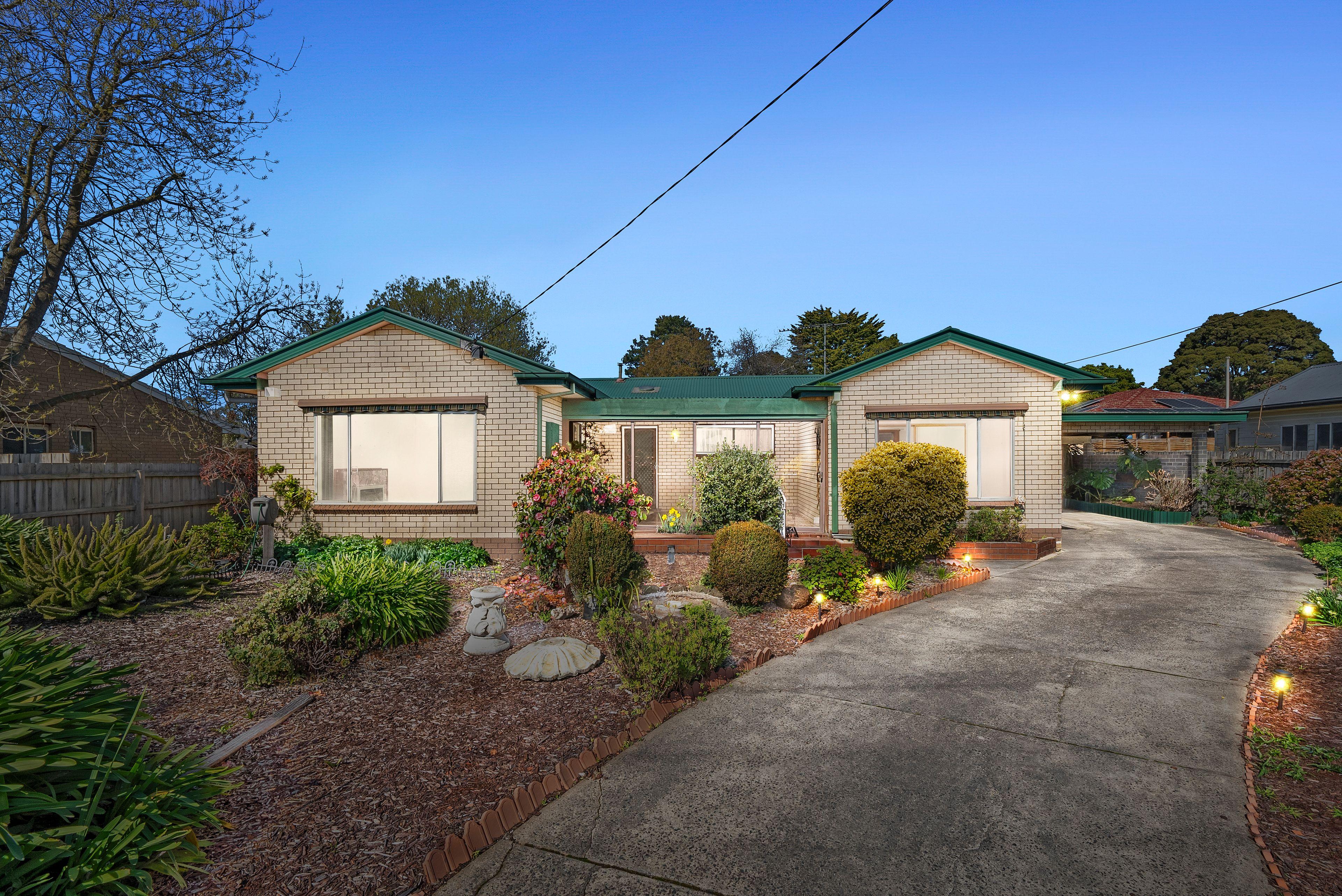Prop-GPT: House: VIC Bayswater North, VIC 3153 Home For Sale