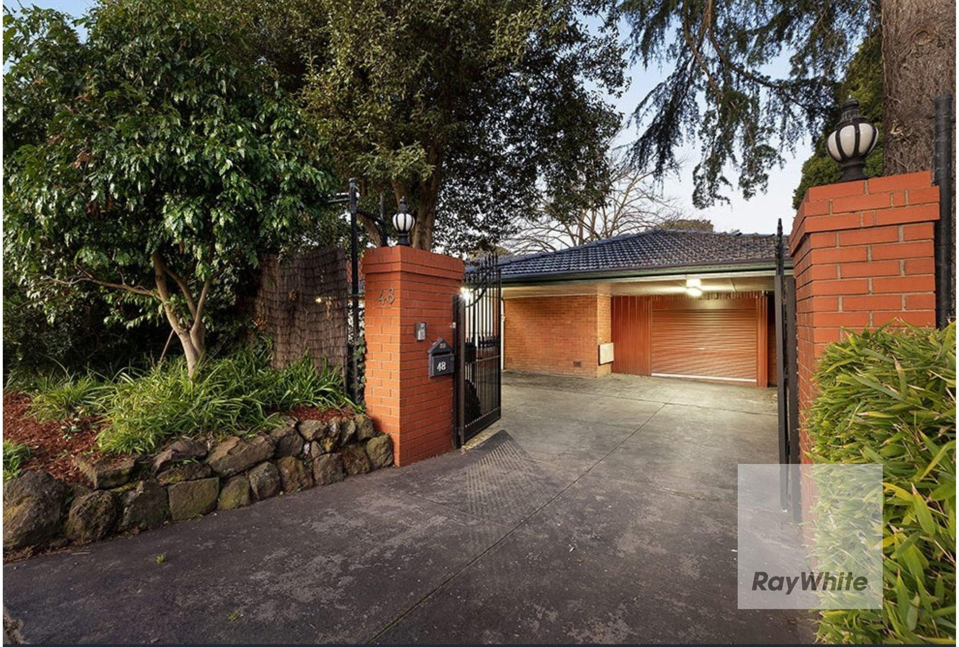 Prop-GPT: House: VIC Ivanhoe East, VIC 3079 Home For Sale