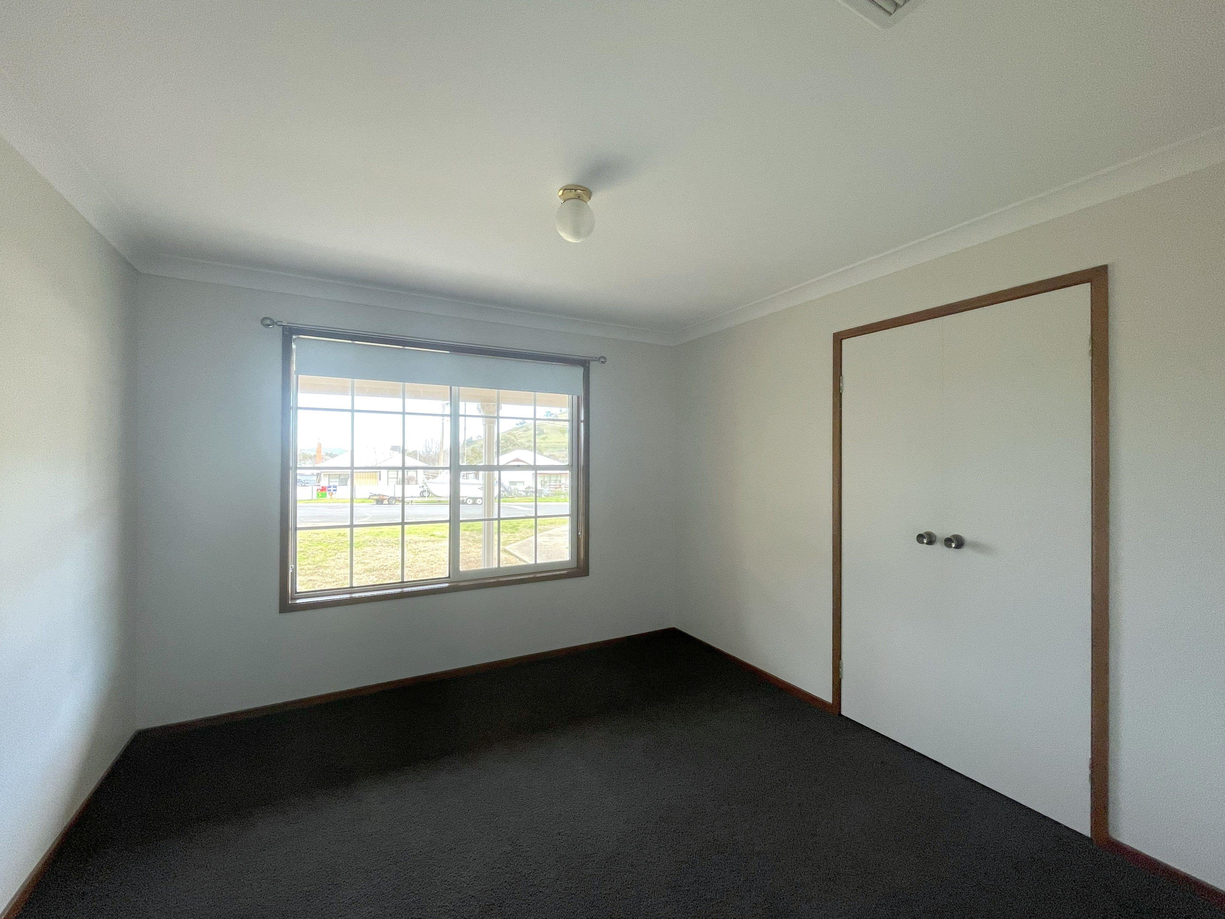 House for Sale: South Gundagai, NSW 2722, NSW, 2722