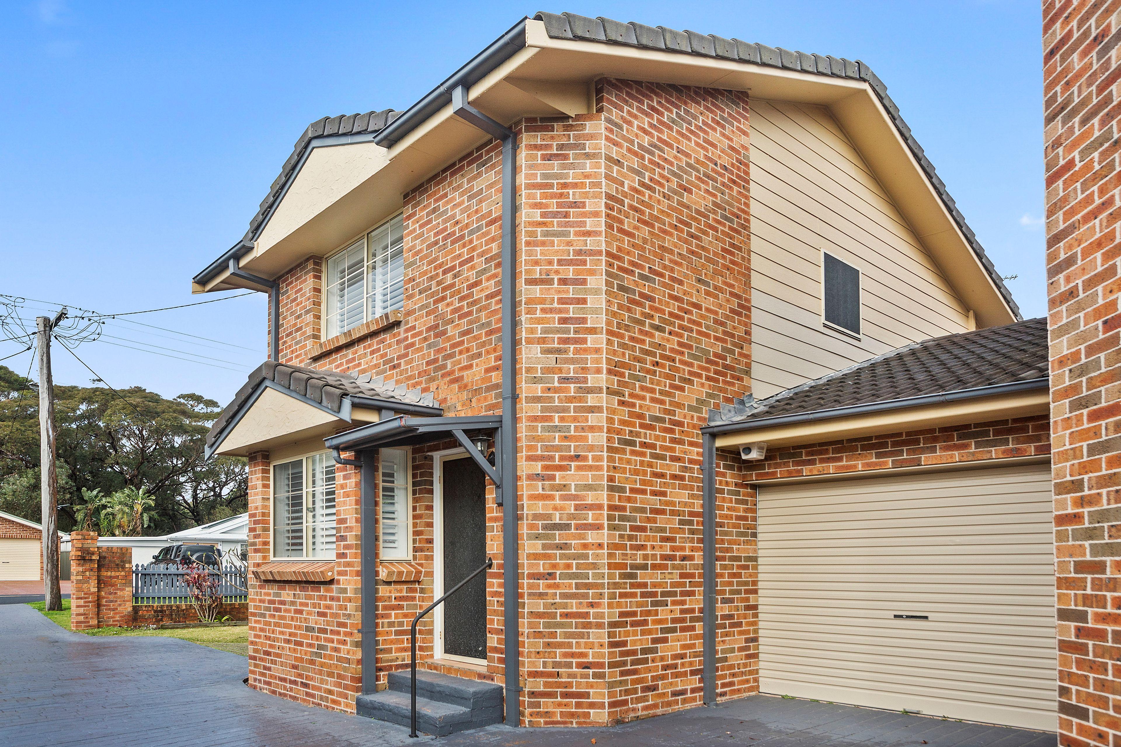 Townhouse for Sale: Windang, NSW 2528, NSW, 2528