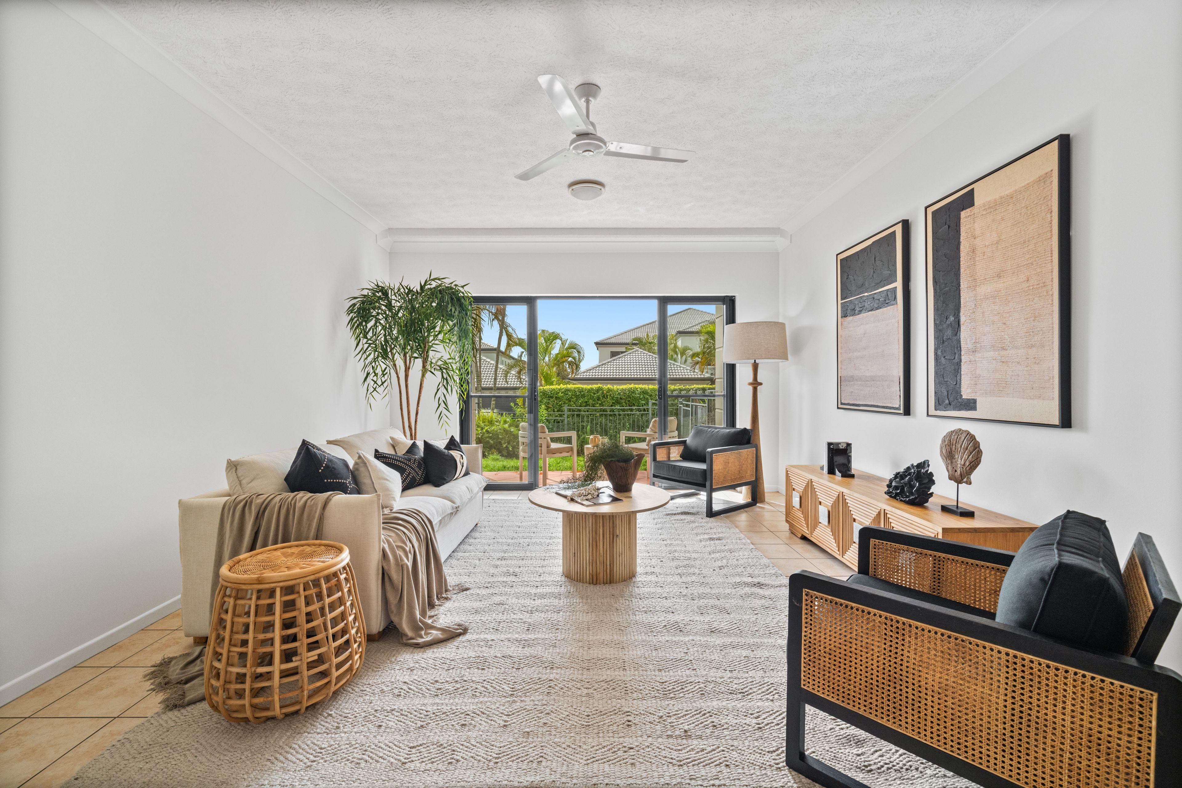 Prop-GPT: Villa: QLD Carrara, QLD 4211 Home For Sale