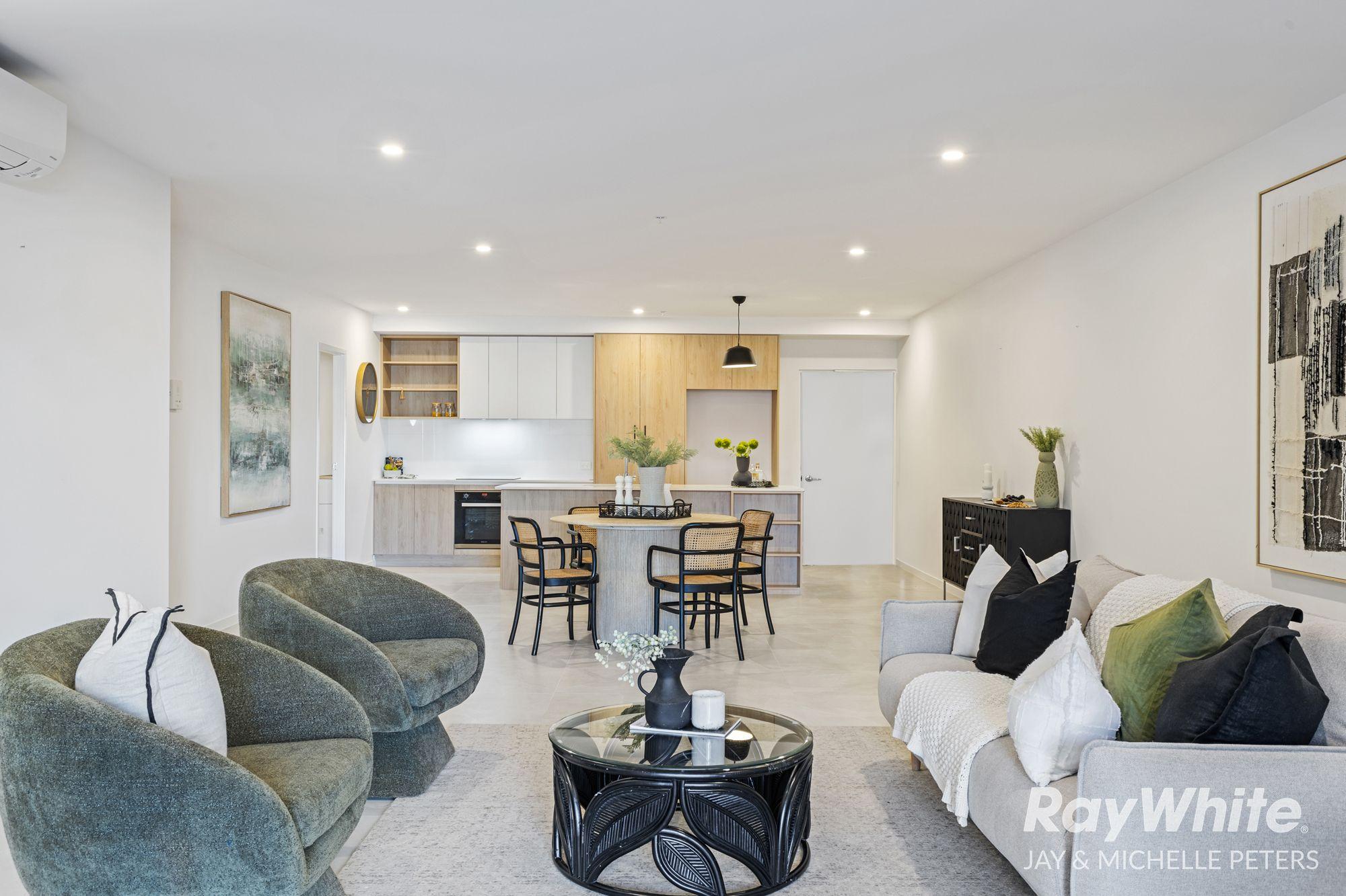 Prop-GPT: Apartment: QLD Scarborough, QLD 4020 Home For Sale